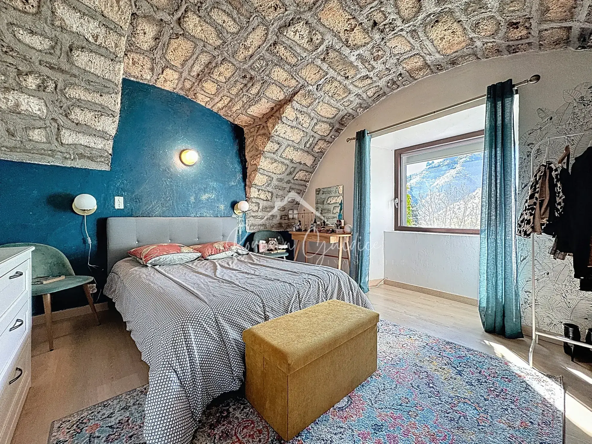 Belle maison de 145 m² avec charme et luminosité à Millau dans le village du Mona 