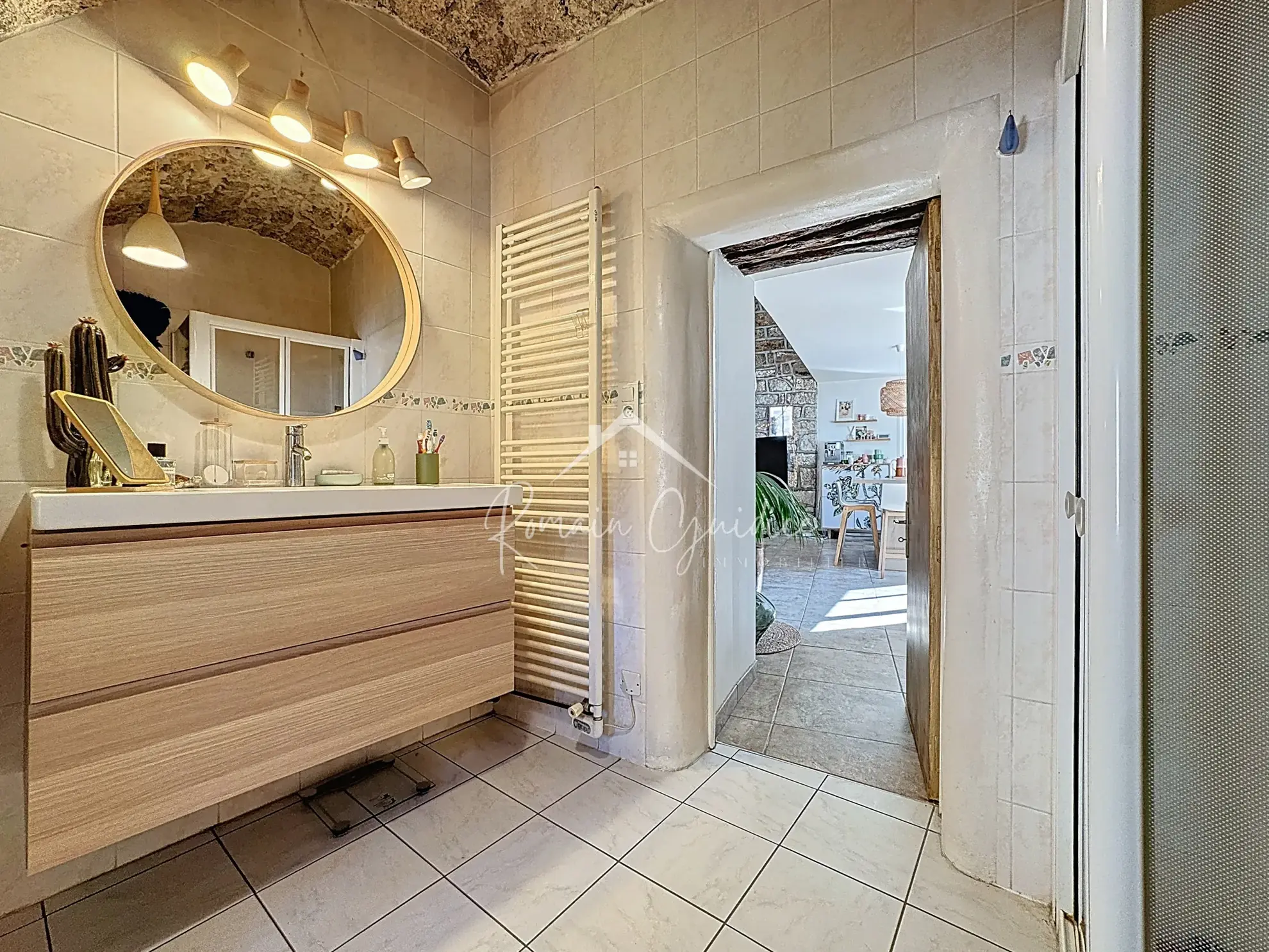 Belle maison de 145 m² avec charme et luminosité à Millau dans le village du Mona 