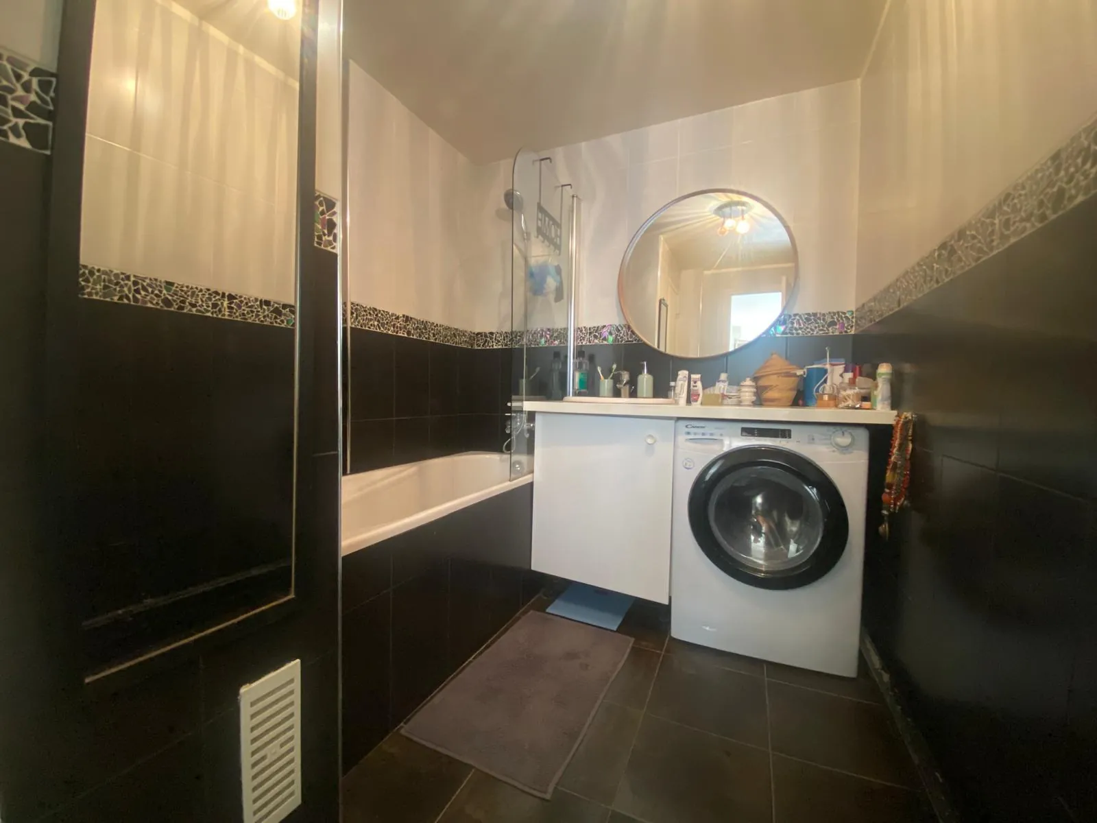 Charmant studio rénové de 39 m² à Le Chesnay avec copropriété de standing 