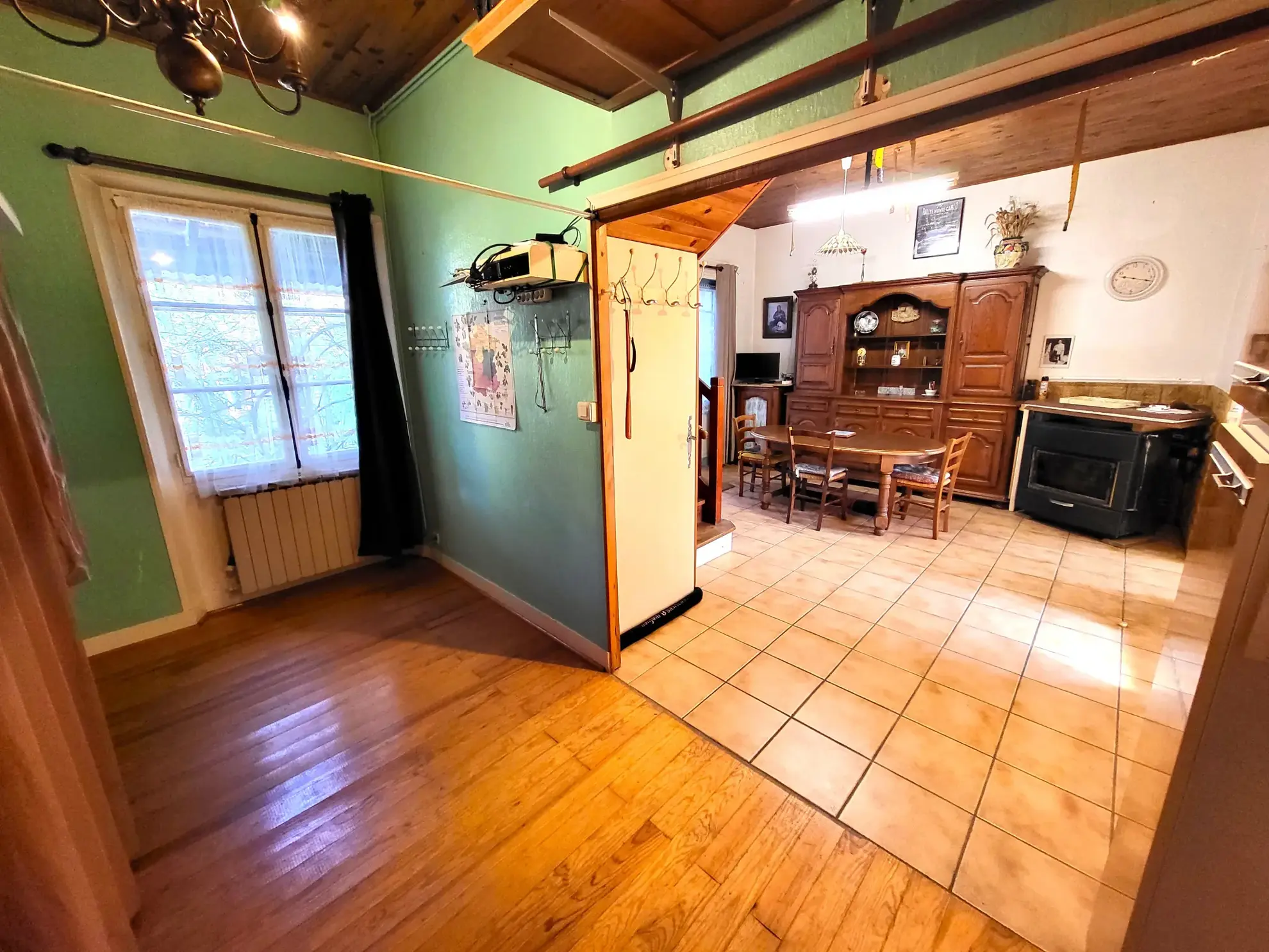 Maison de ville à vendre à Valence (26) avec jardin et garage, secteur résidentiel 