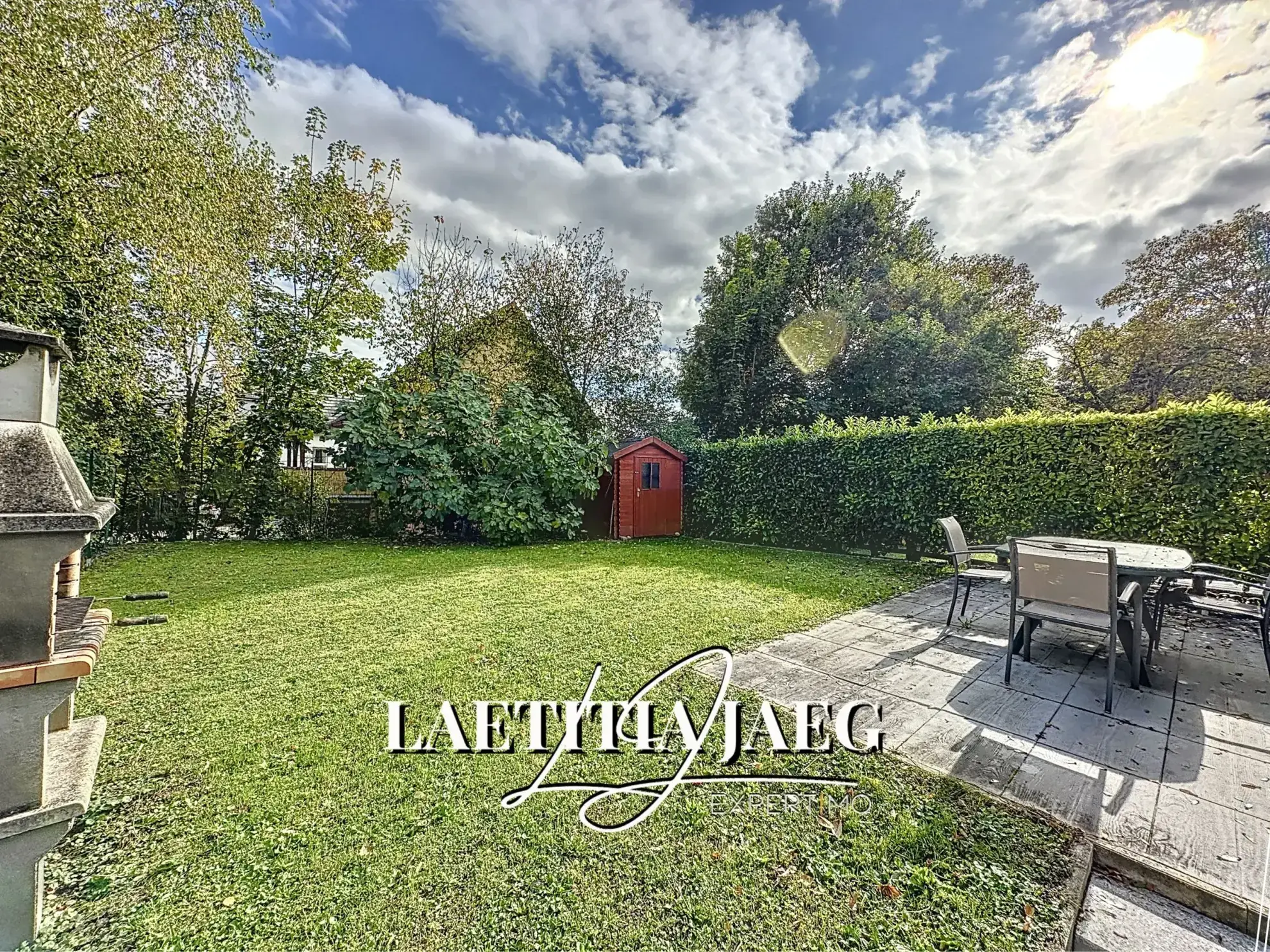 Maison familiale calme avec jardin et double garage à Huttenheim 
