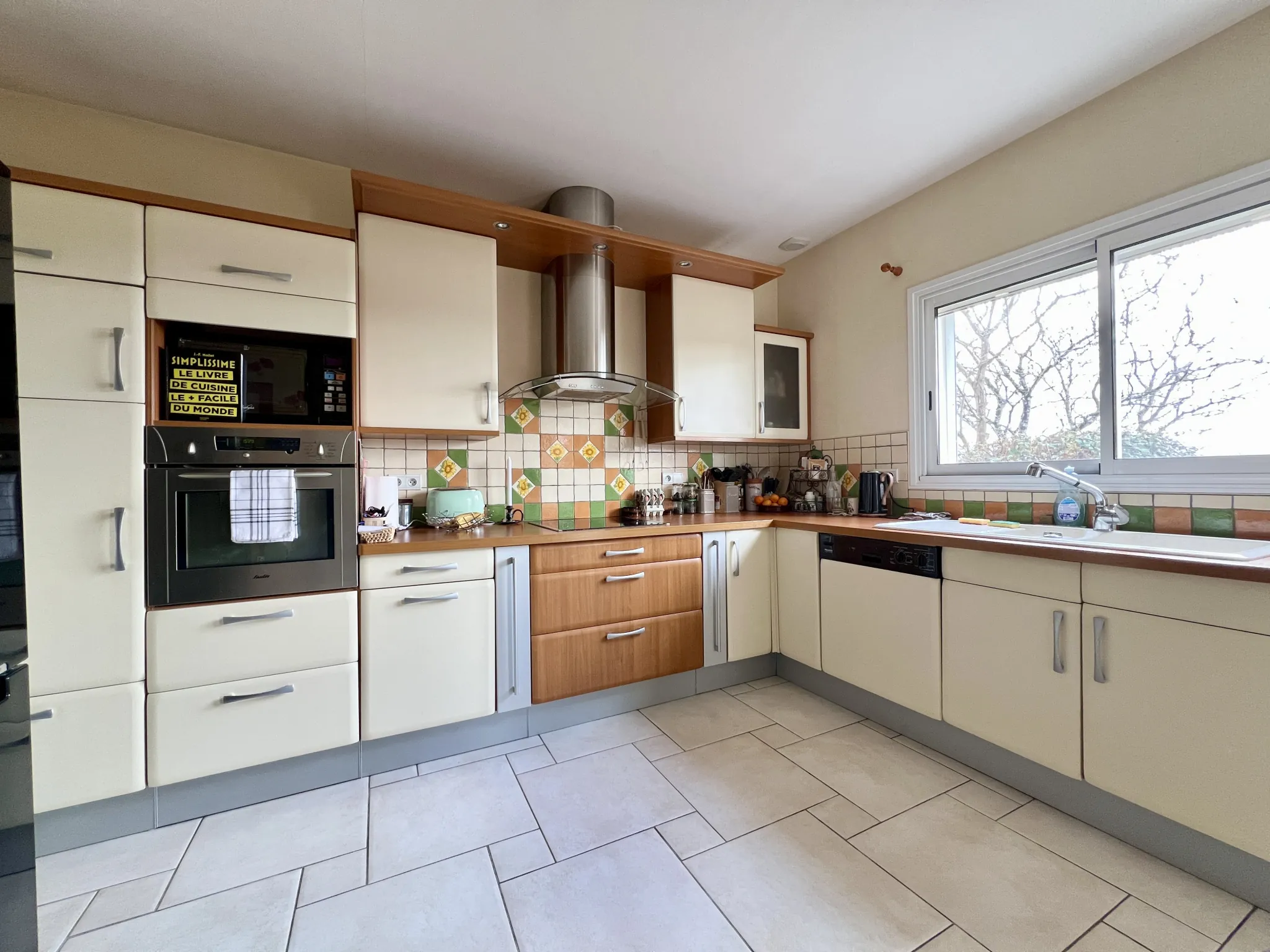 Maison 3 chambres avec sous-sol complet et vue dégagée à Damiatte dans le Tarn 