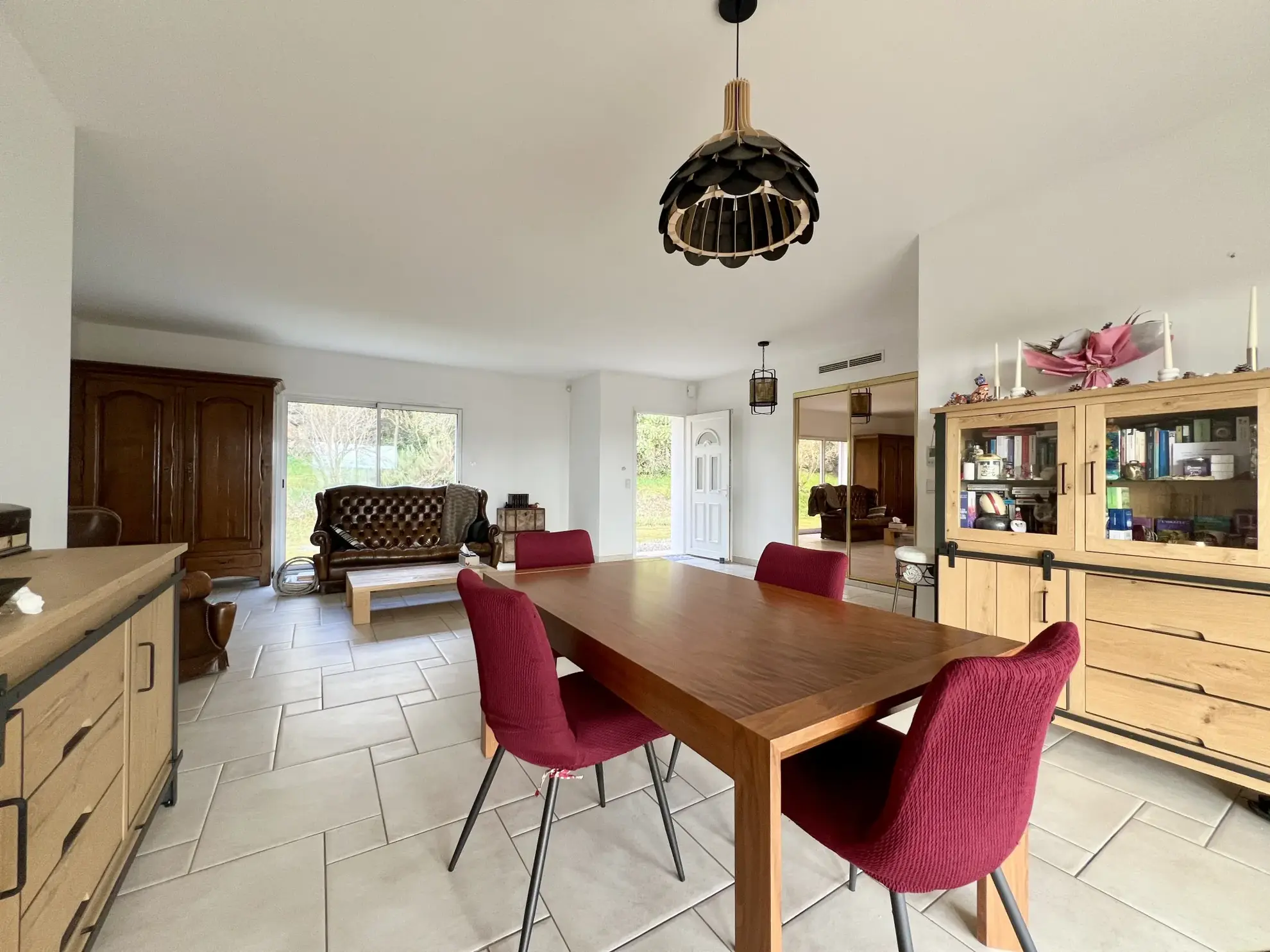 Maison 3 chambres avec sous-sol complet et vue dégagée à Damiatte dans le Tarn 