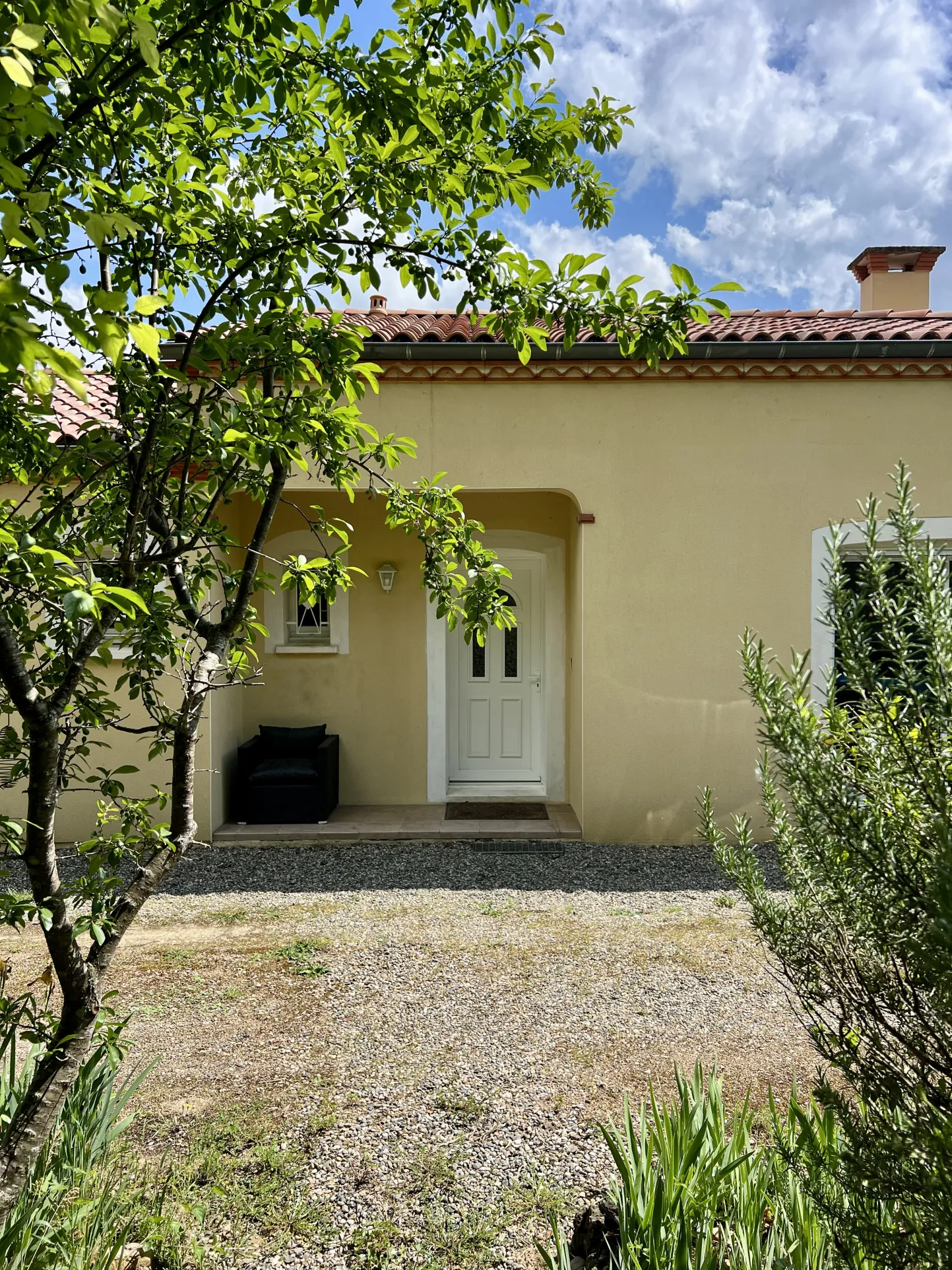 Maison 3 chambres avec sous-sol complet et vue dégagée à Damiatte dans le Tarn 