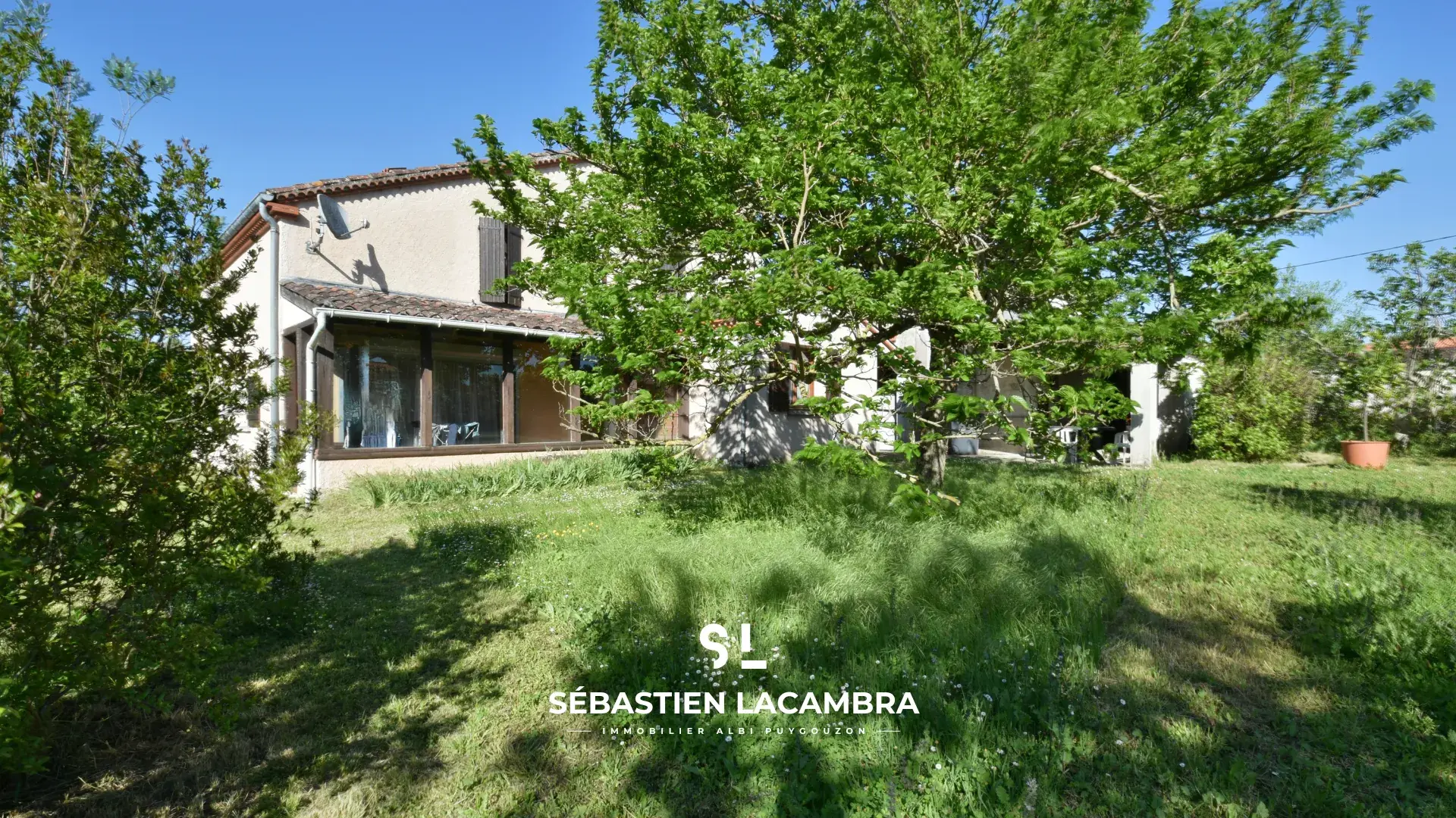 Maison de caractère avec dépendances et terrain constructible à Puygouzon - 5 min d'Albi