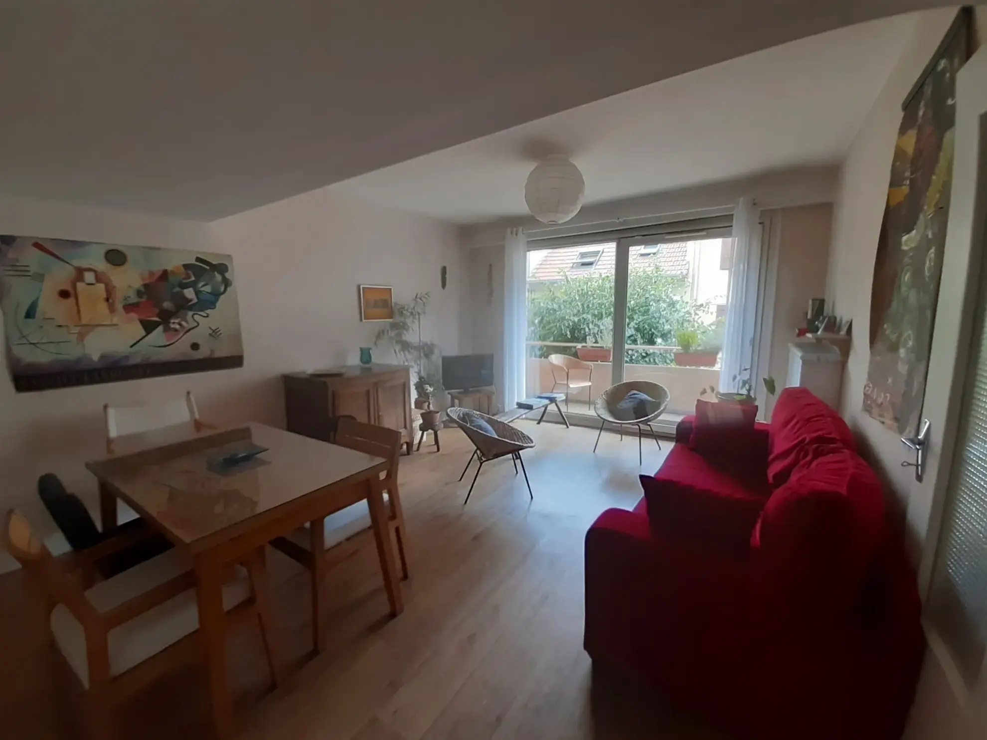 Appartement 3 pièces avec grand balcon à Gap, centre-ville et proche commodités 