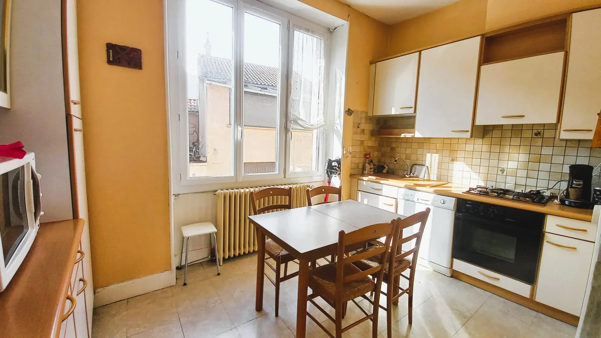 Maison de ville à Millau avec terrasse, jardin et 2 chambres à proximité du centre 