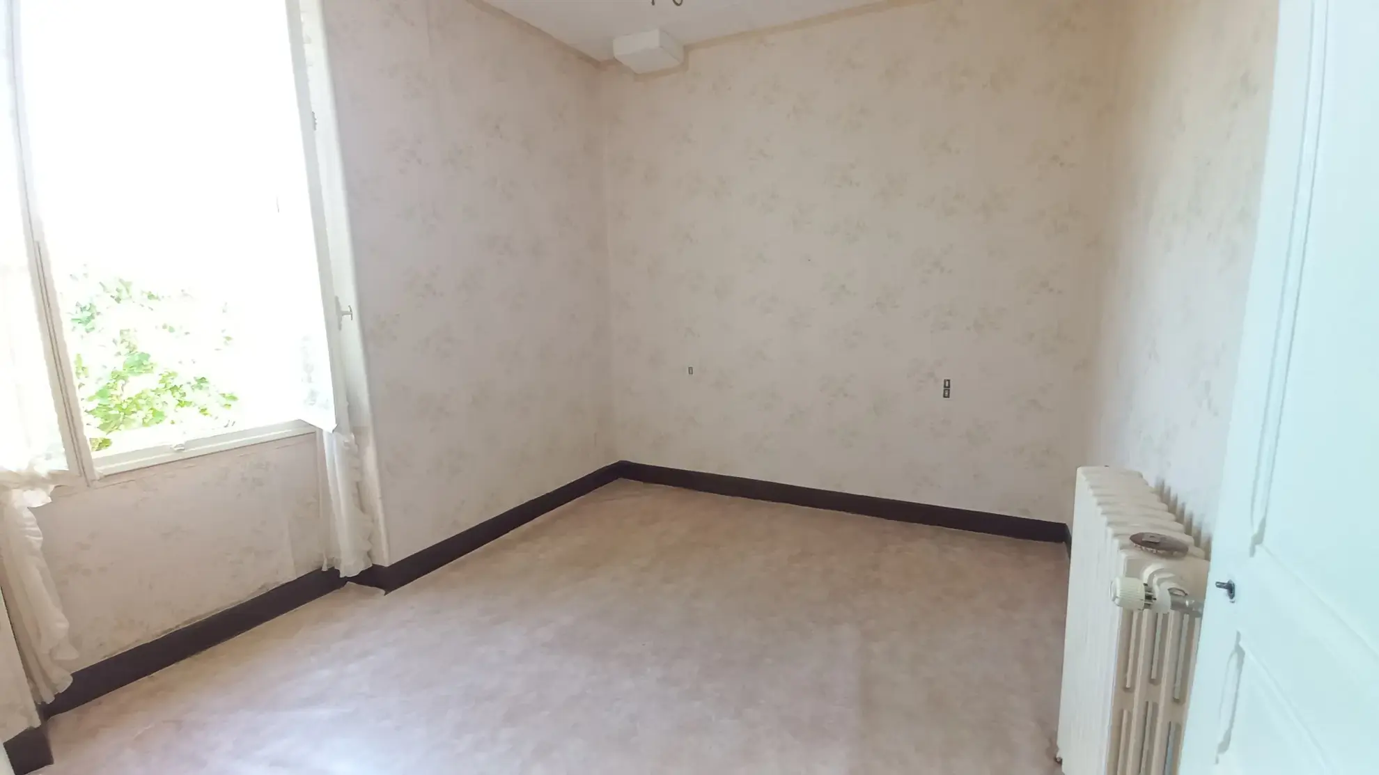 Maison de ville à Millau avec terrasse, jardin et 2 chambres à proximité du centre 