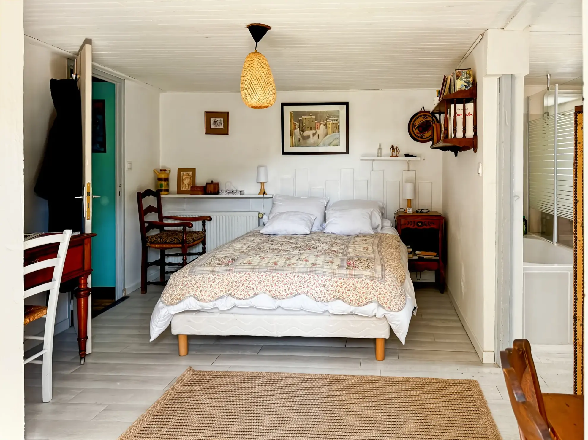 Maison atypique de 88 m² avec jardin, terrasse et vue panoramique à Antraigues-sur-Volane 