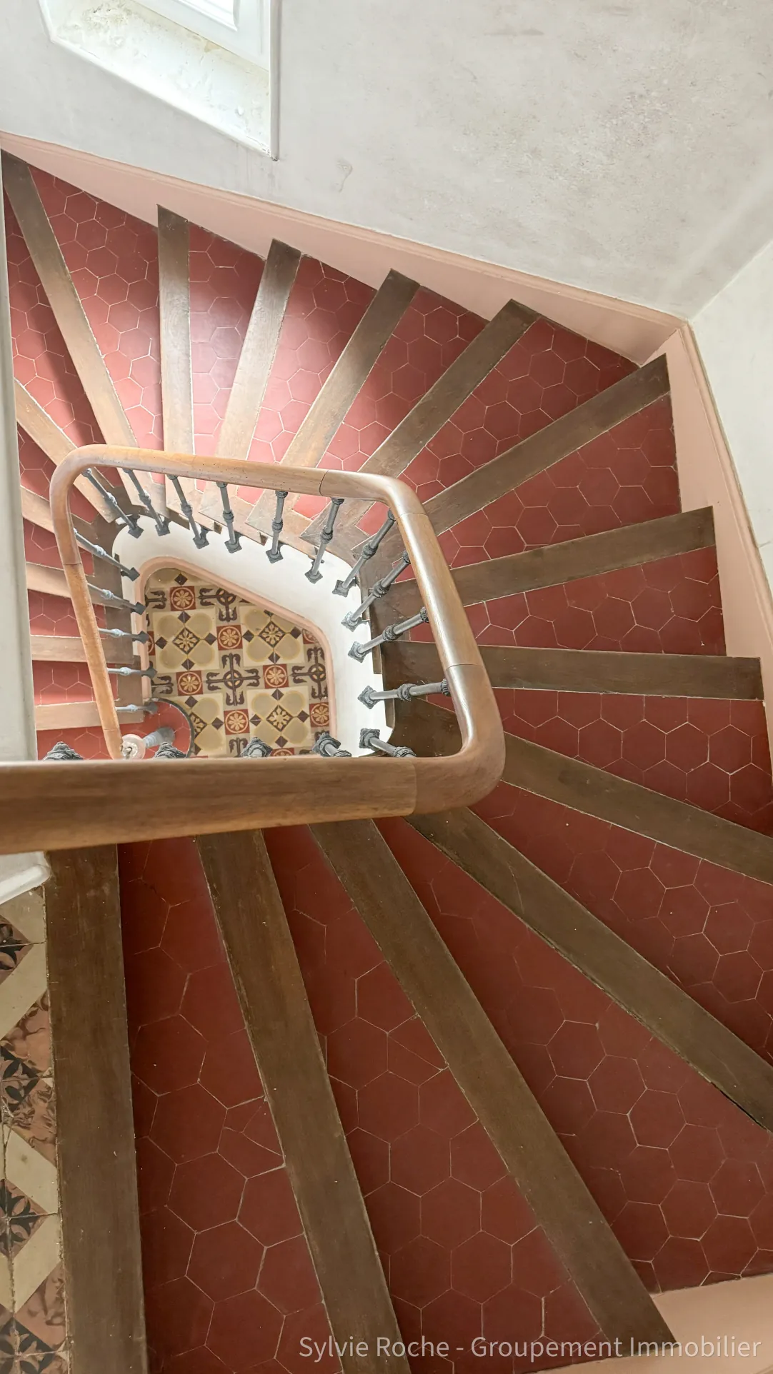 Maison de maître avec jardin à Camaret-sur-Aigues proche d'Orange et Avignon 