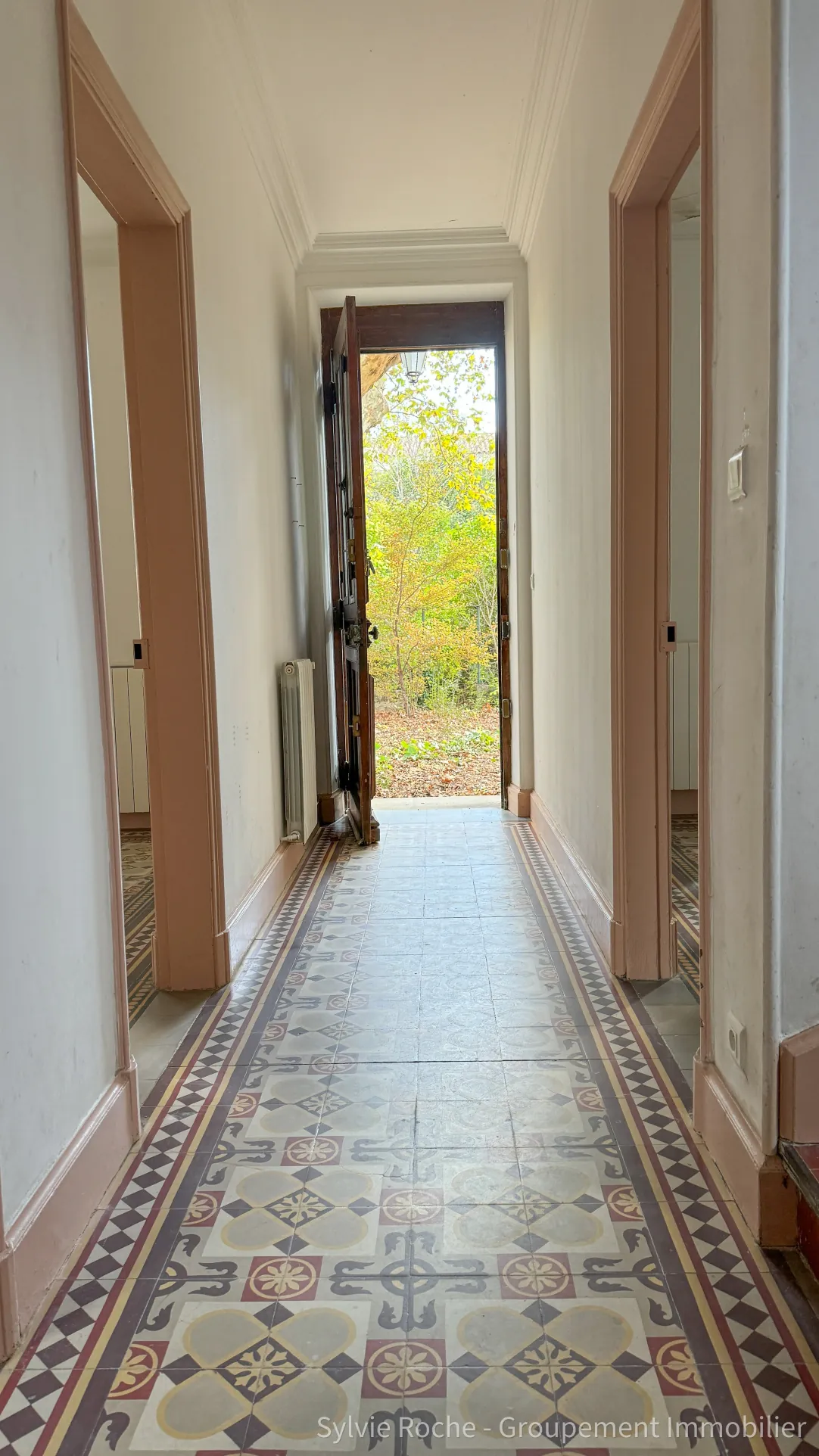 Maison de maître avec jardin à Camaret-sur-Aigues proche d'Orange et Avignon 