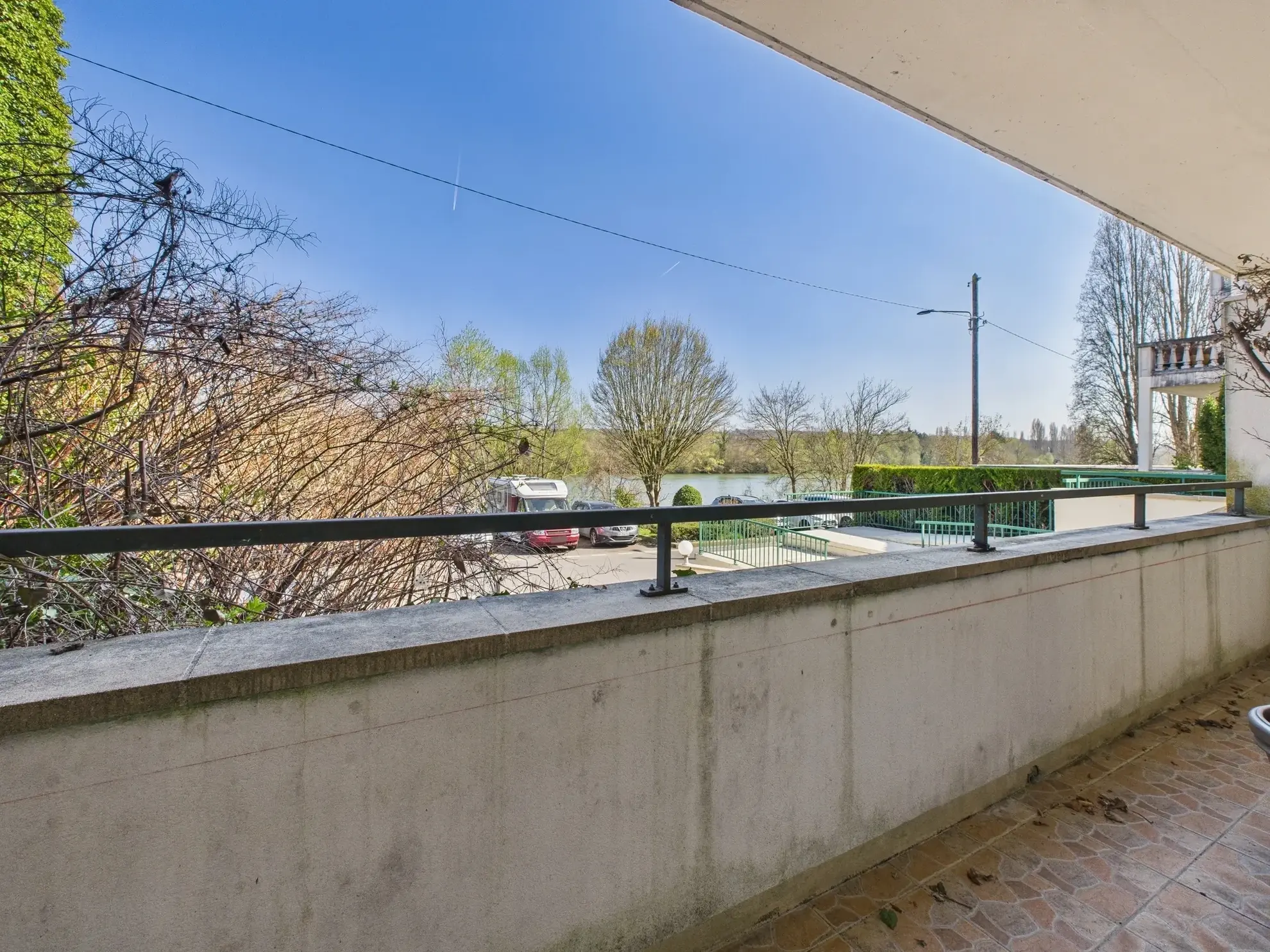Appartement de 70 m2 avec balcon et vue sur la Seine à Corbeil-Essonnes 