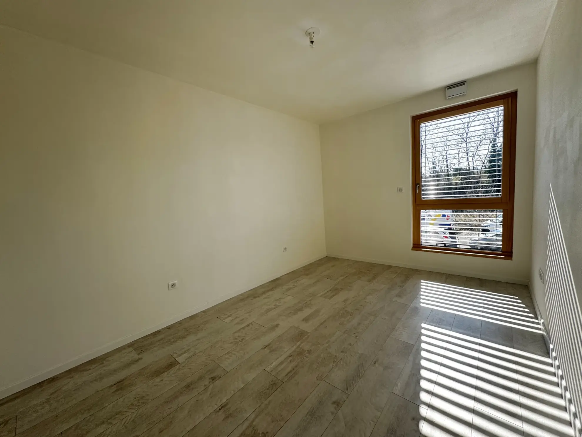 Appartement T3 de 60 m² avec terrasse et parking à Saint-Louis 