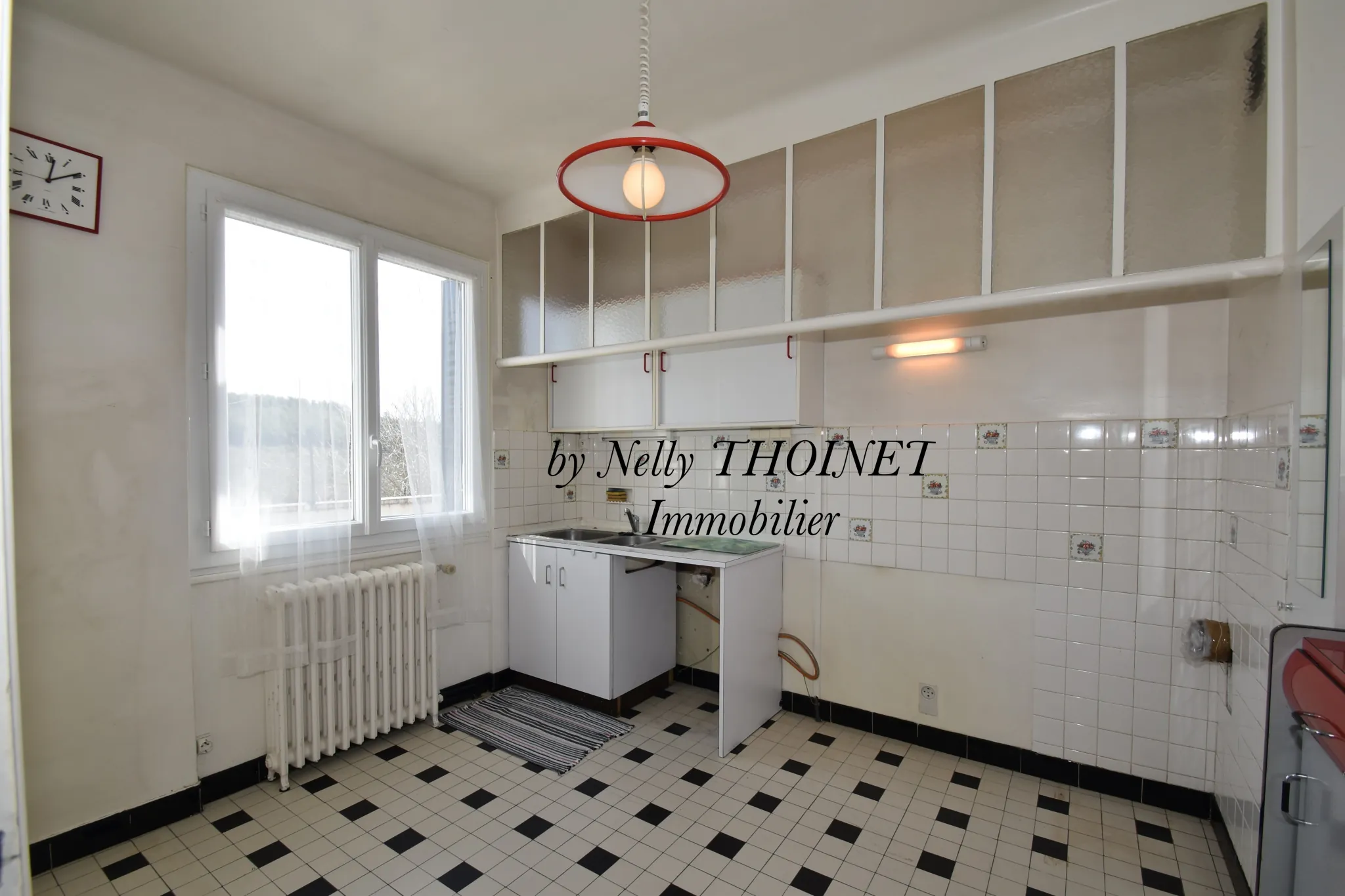 Maison familiale de 208 m² à Crocq avec large garage et vue sur les volcans d’Auvergne 