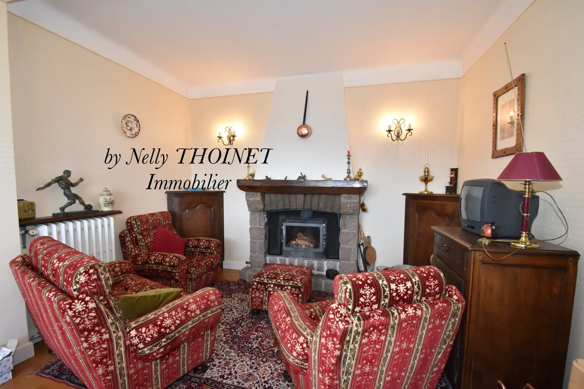 Maison familiale de 208 m² à Crocq avec large garage et vue sur les volcans d’Auvergne 