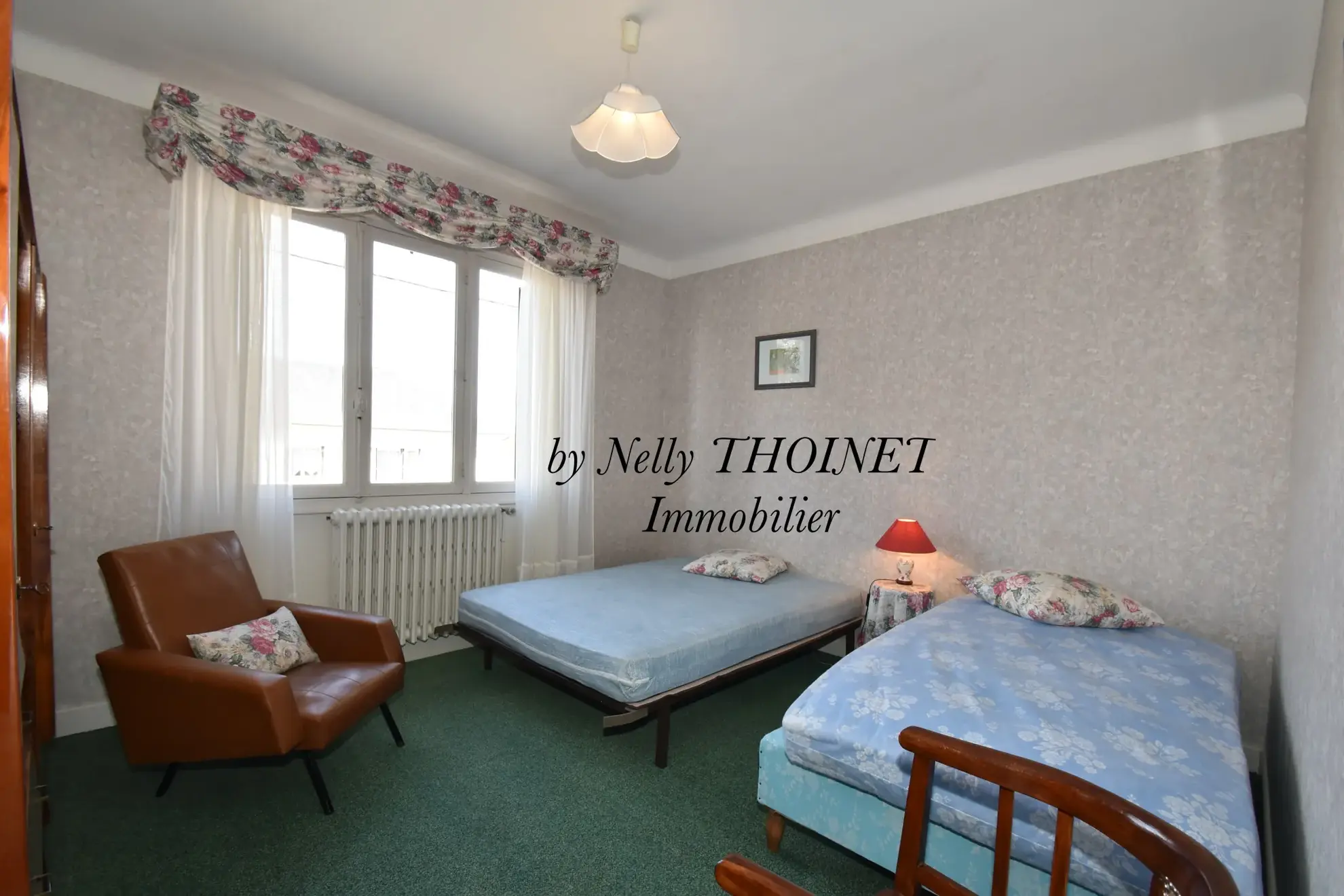 Maison familiale de 208 m² à Crocq avec large garage et vue sur les volcans d’Auvergne 