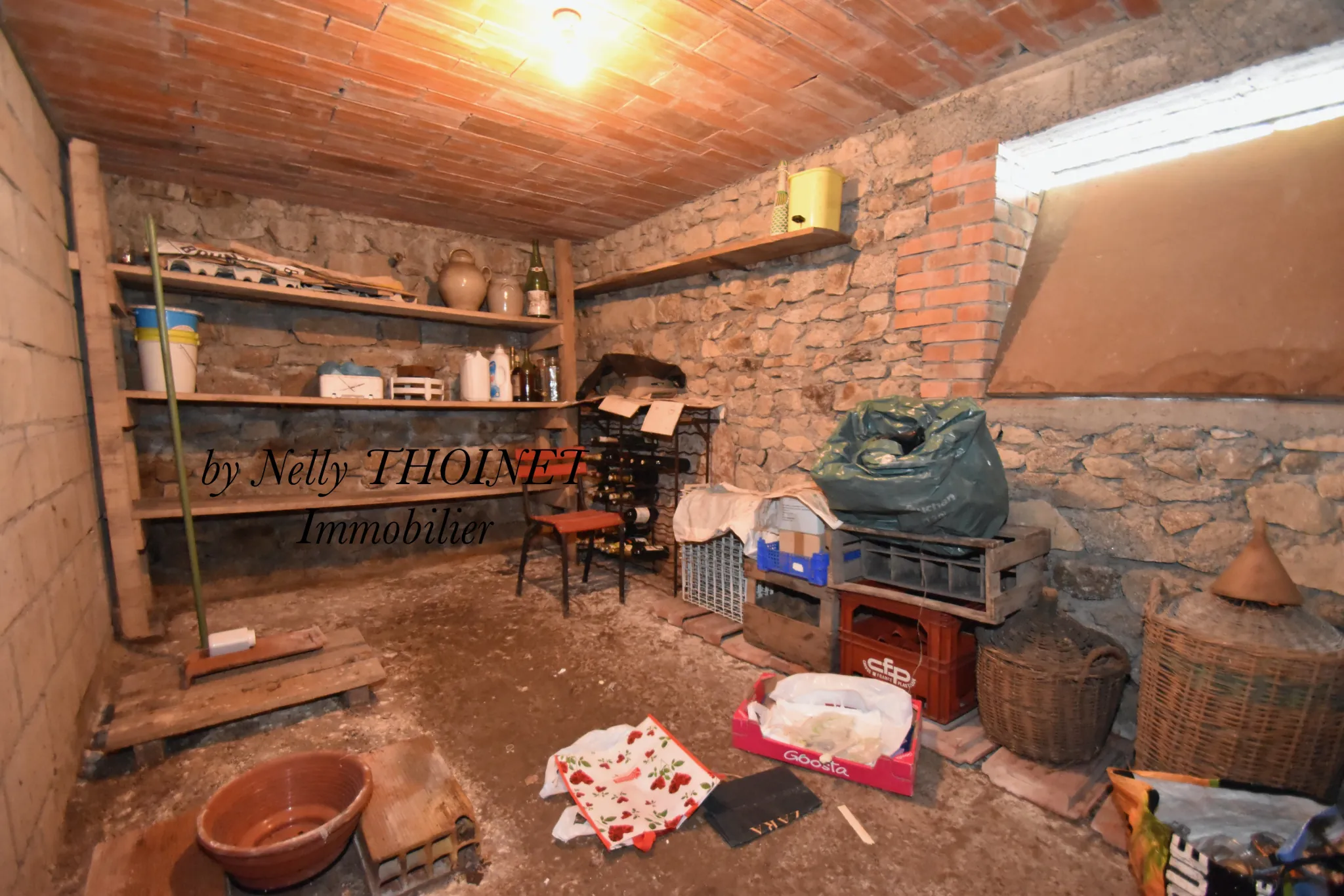 Maison familiale de 208 m² à Crocq avec large garage et vue sur les volcans d’Auvergne 