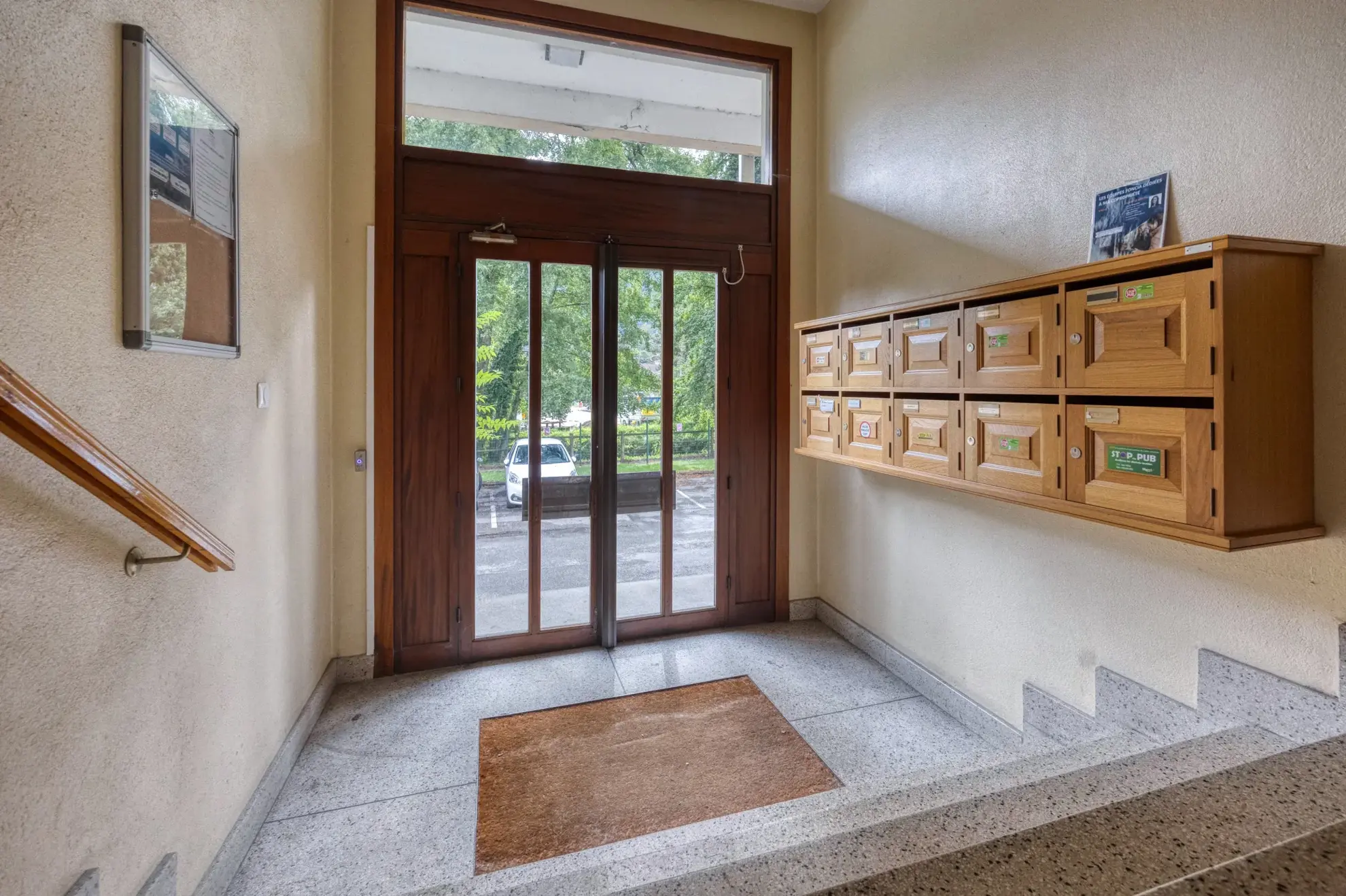 Appartement T4 de 79 m² à Vizille avec balcon, cave et parking, idéalement situé 