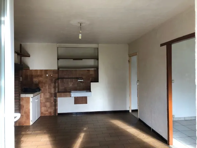 Ensemble immobilier avec 3 appartements à Monteils - Investissement idéal 