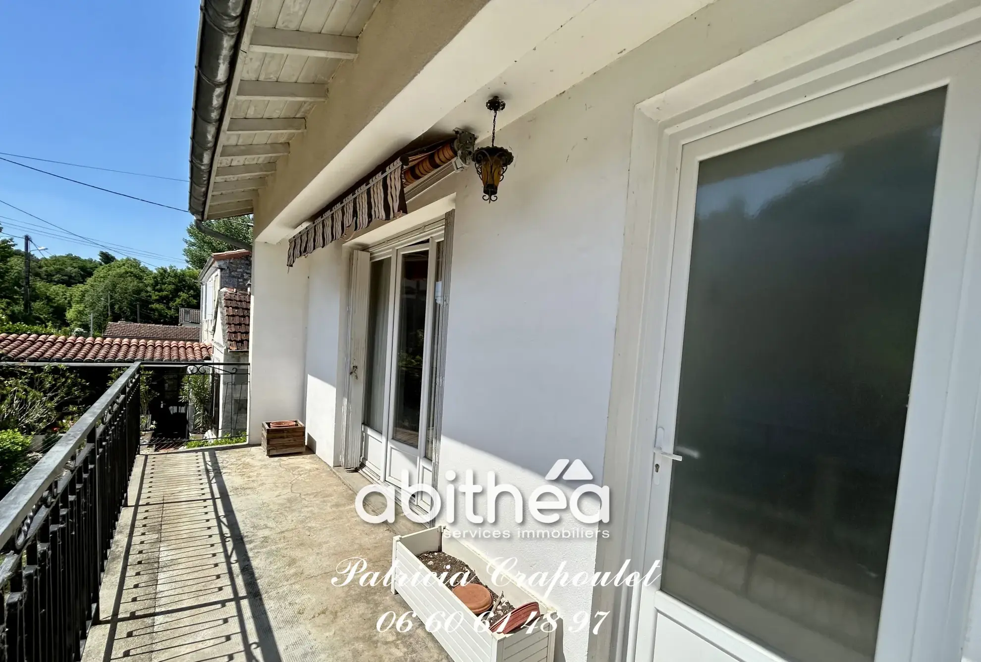 Maison à Angoulême avec jardin de 550 m², proches commodités et environnement calme