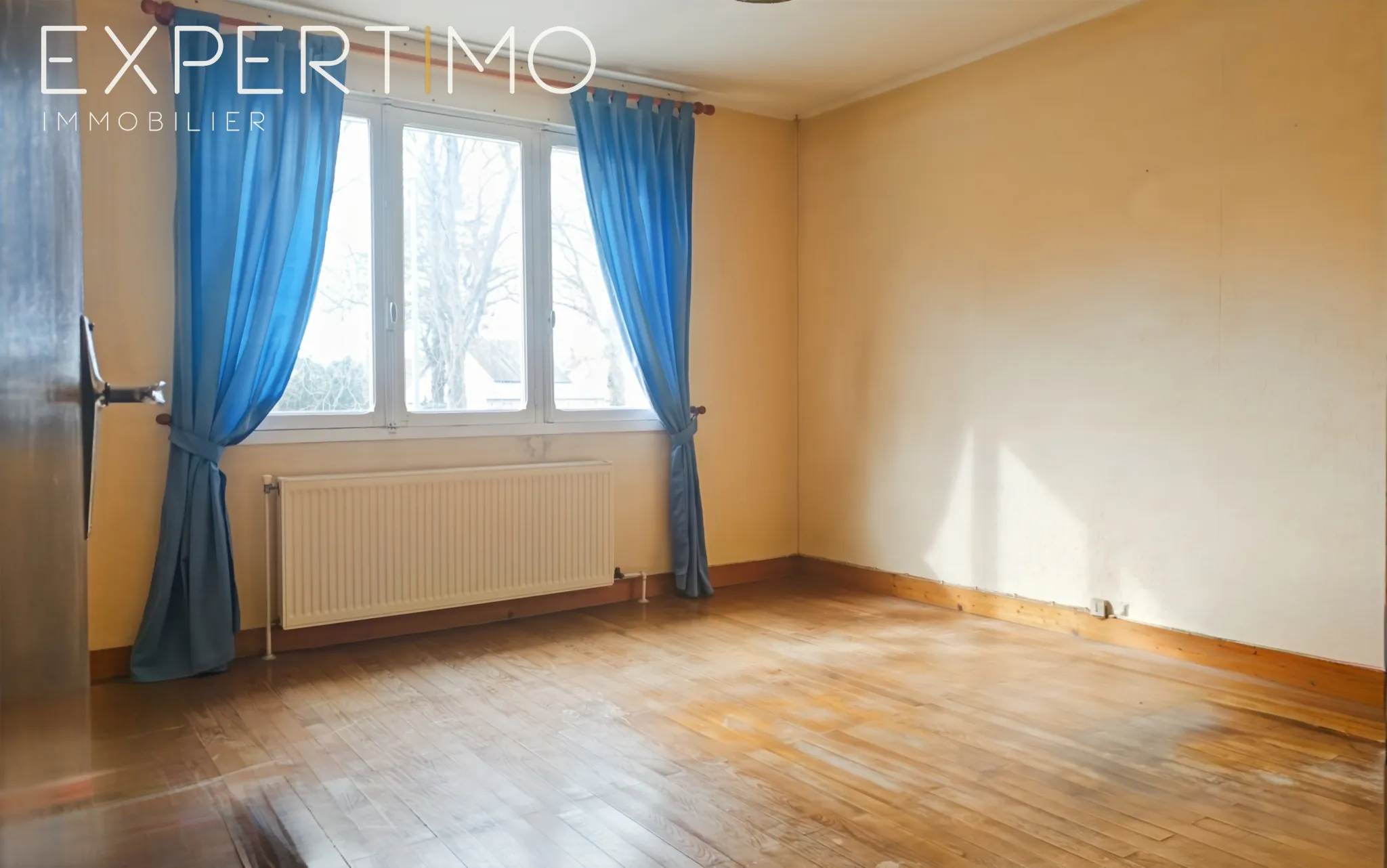 Maison de ville 4 chambres avec sous-sol complet en centre-ville 