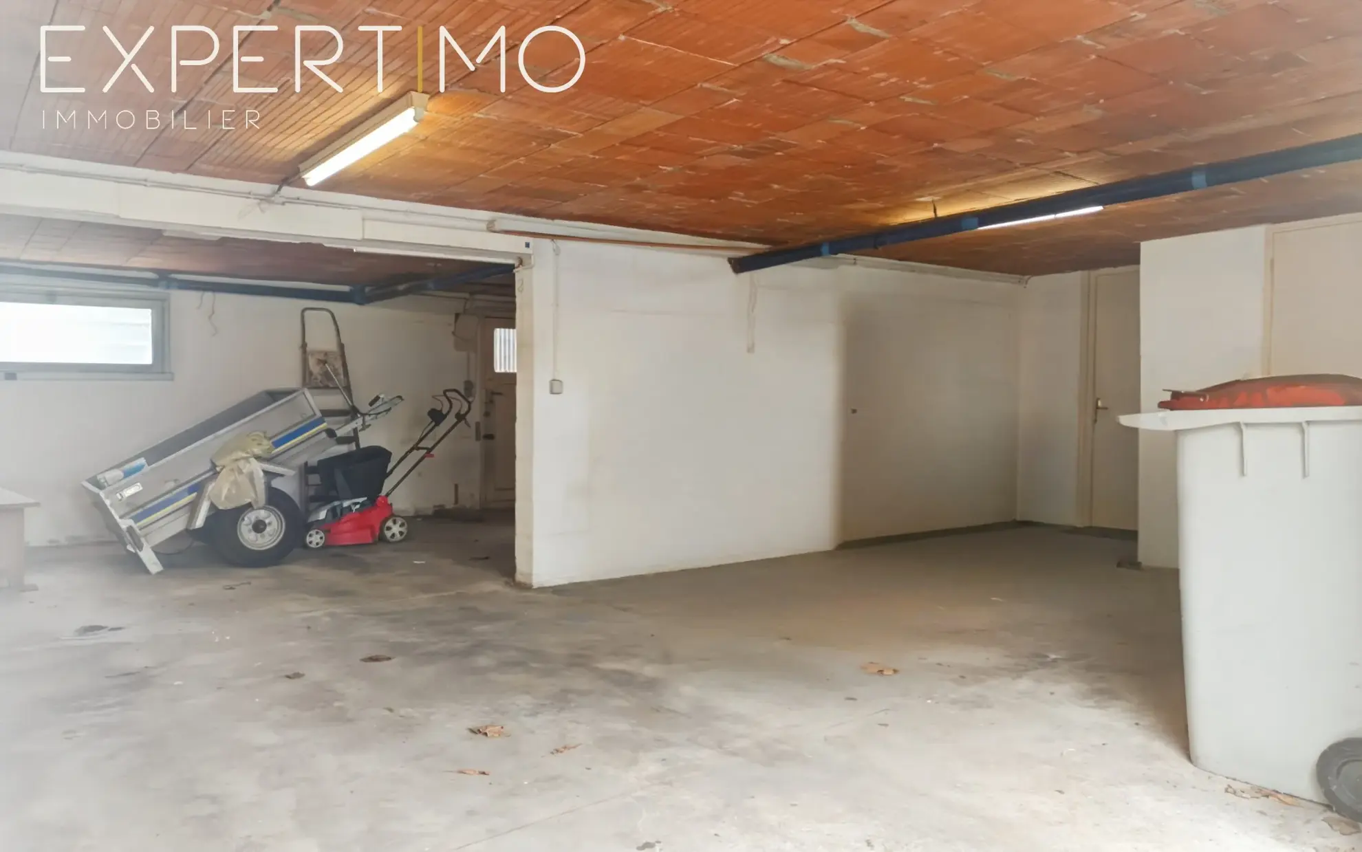 Maison de ville 4 chambres avec sous-sol complet en centre-ville 