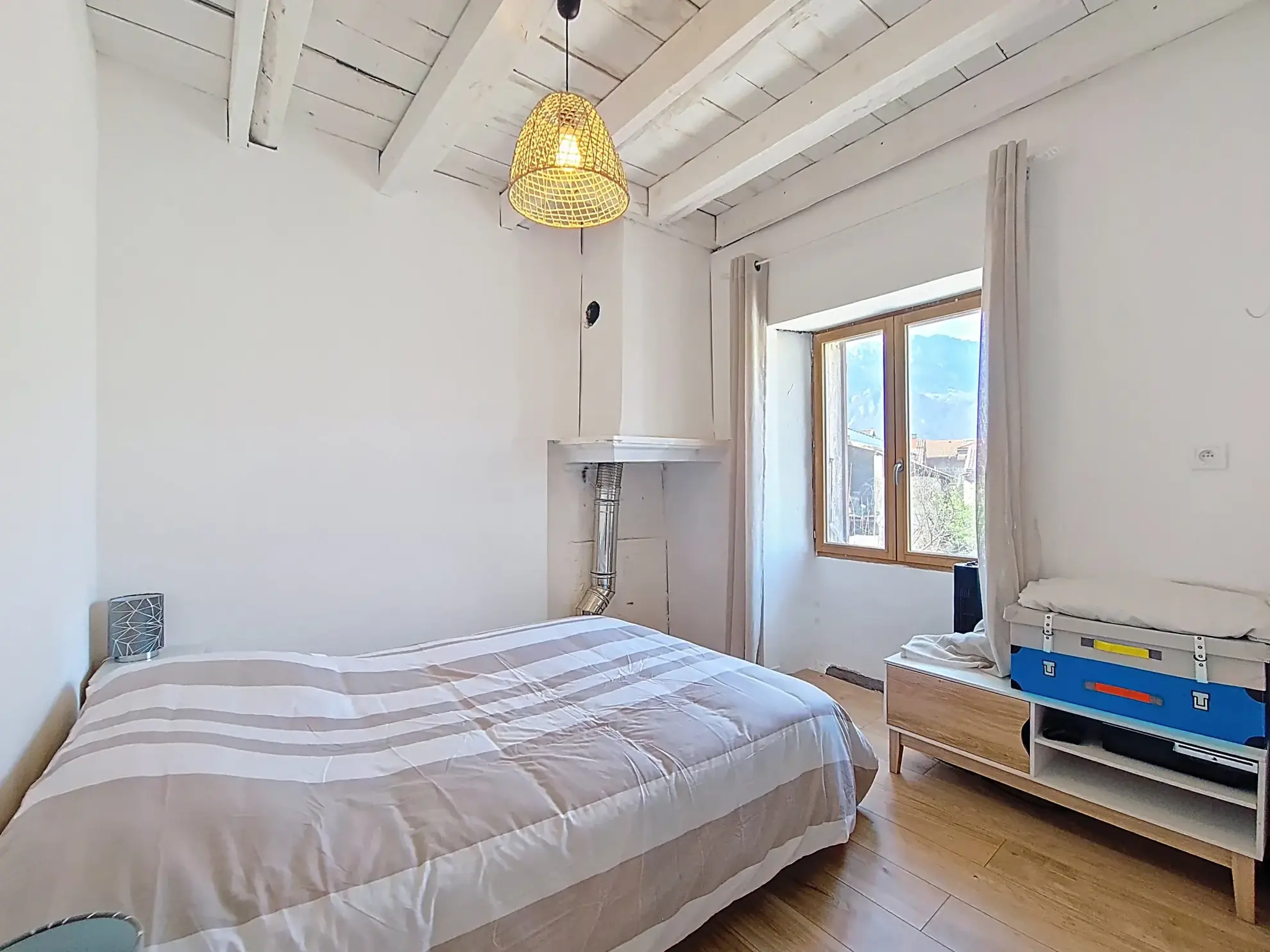 Maison de village à Tencin (38) avec potentiel d’agrandissement et deux terrasses 