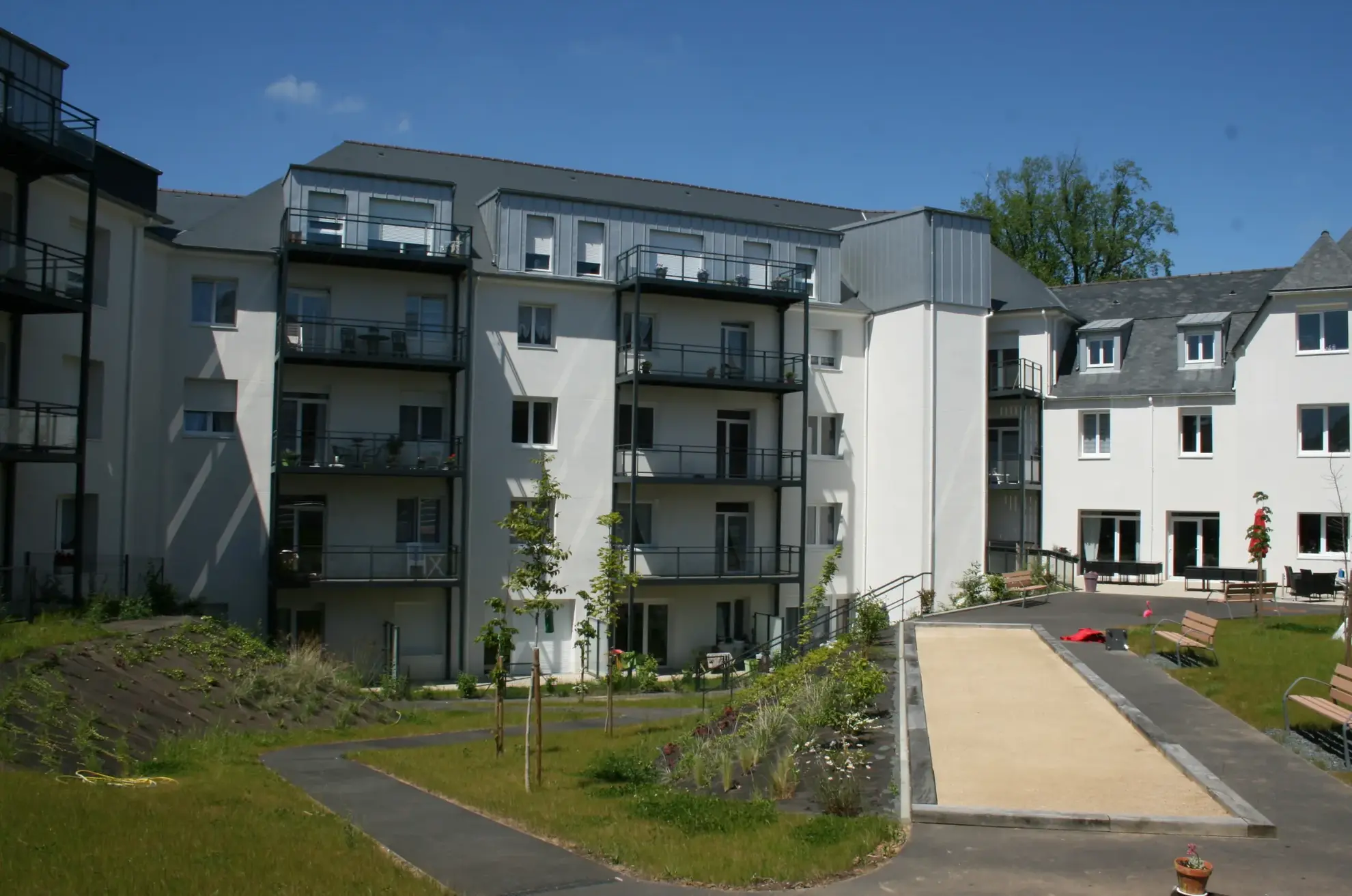 Appartement T2 sécurisé et performant à Fougères, résidence seniors 