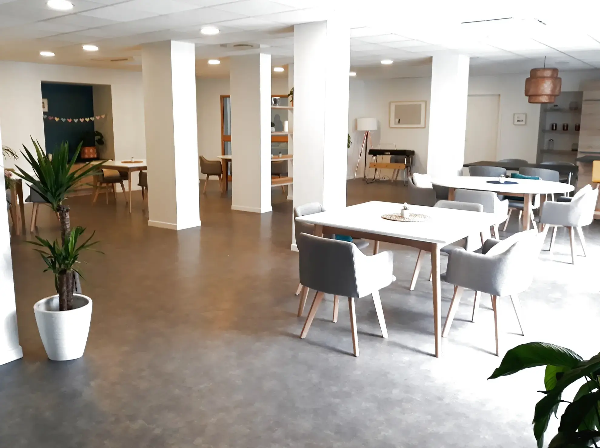 Appartement T2 sécurisé et performant à Fougères, résidence seniors 