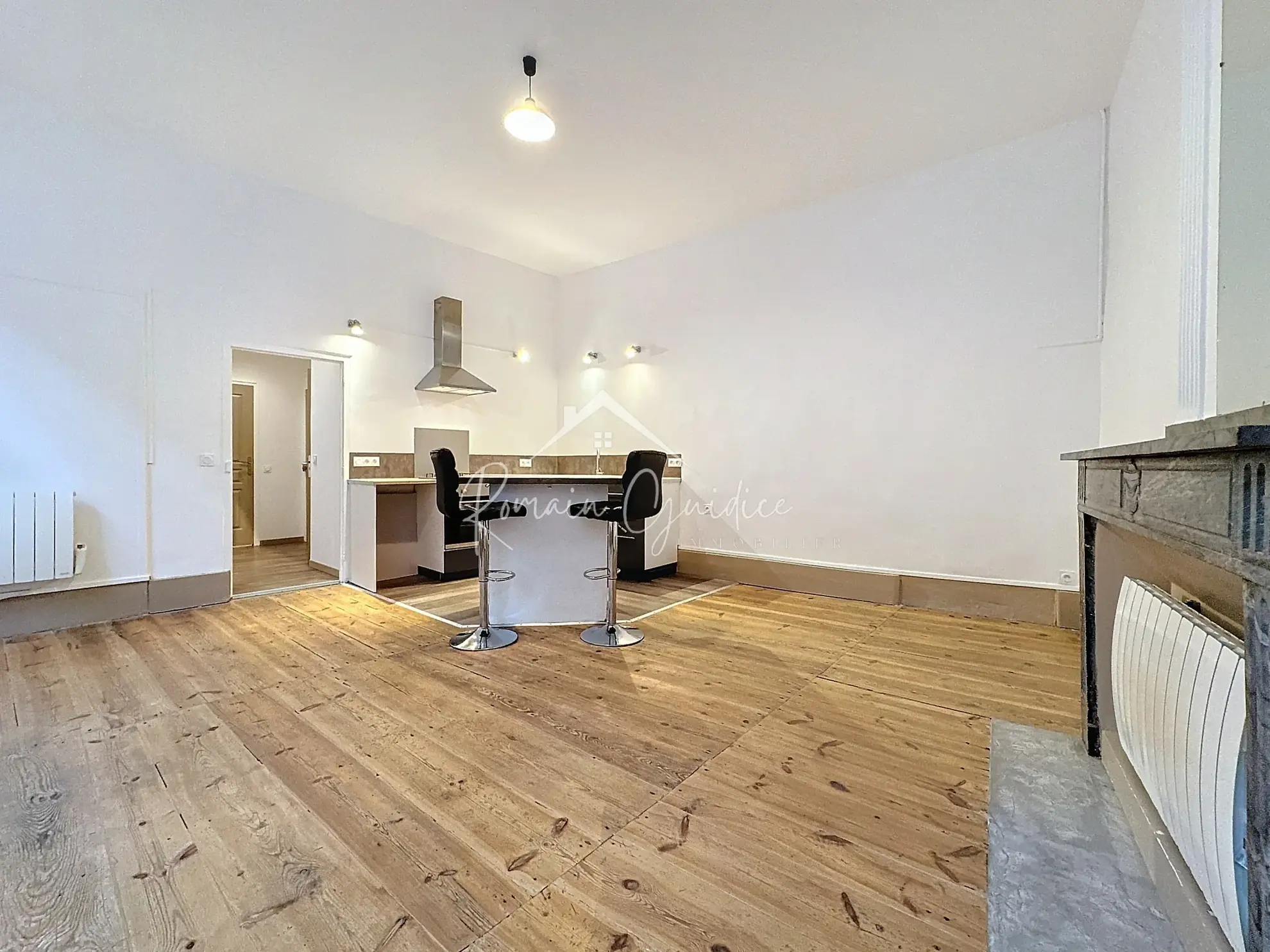 Appartement T2 bis de 54 m² en hypercentre à Millau 