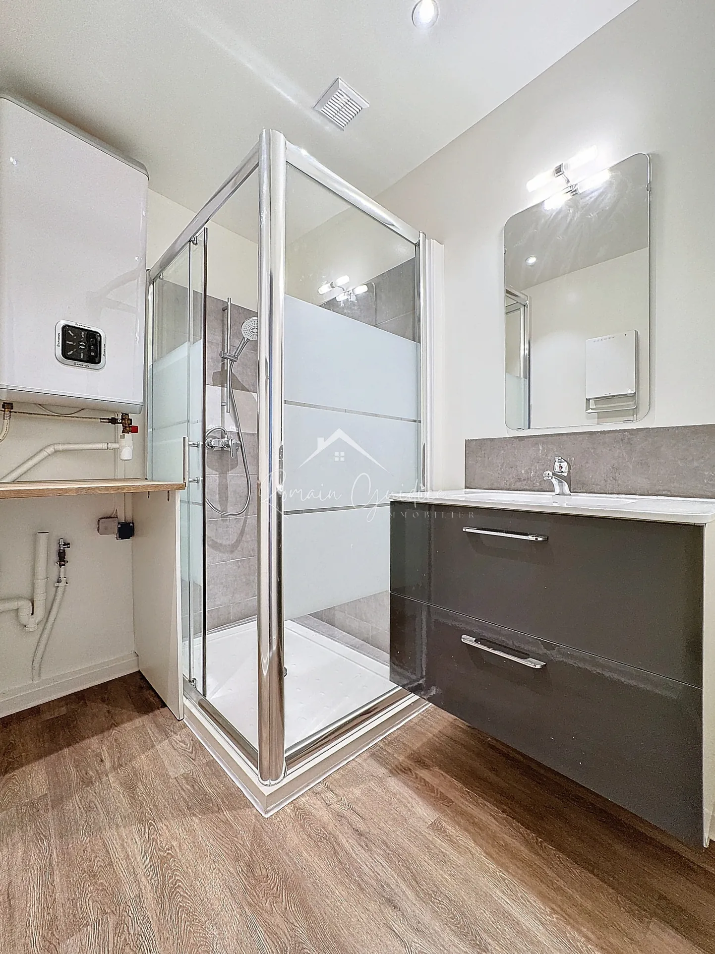 Appartement T2 bis de 54 m² en hypercentre à Millau 