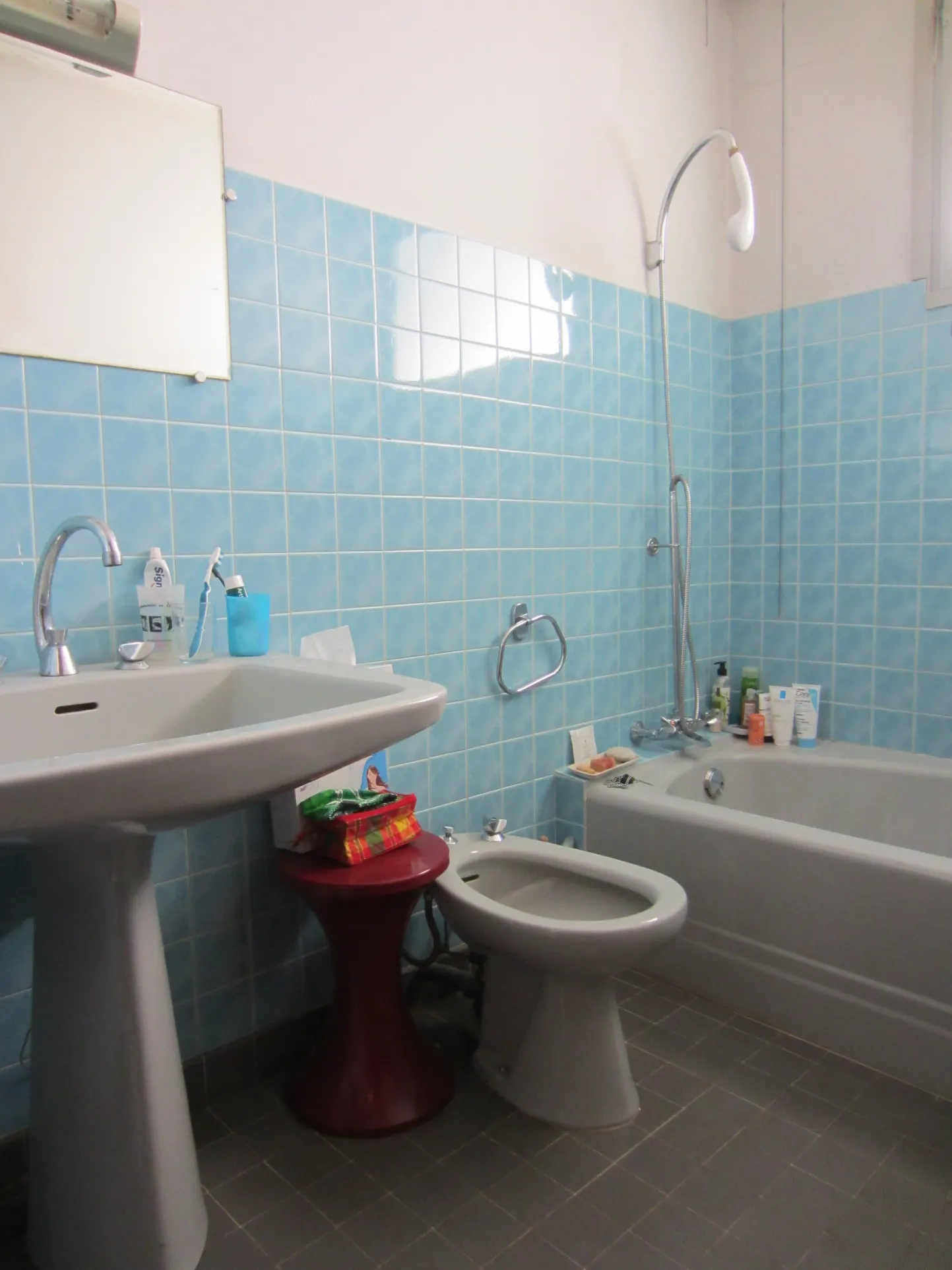 Superbe maison d’architecte à Saint-Girons avec espace professionnel et vue imprenable 