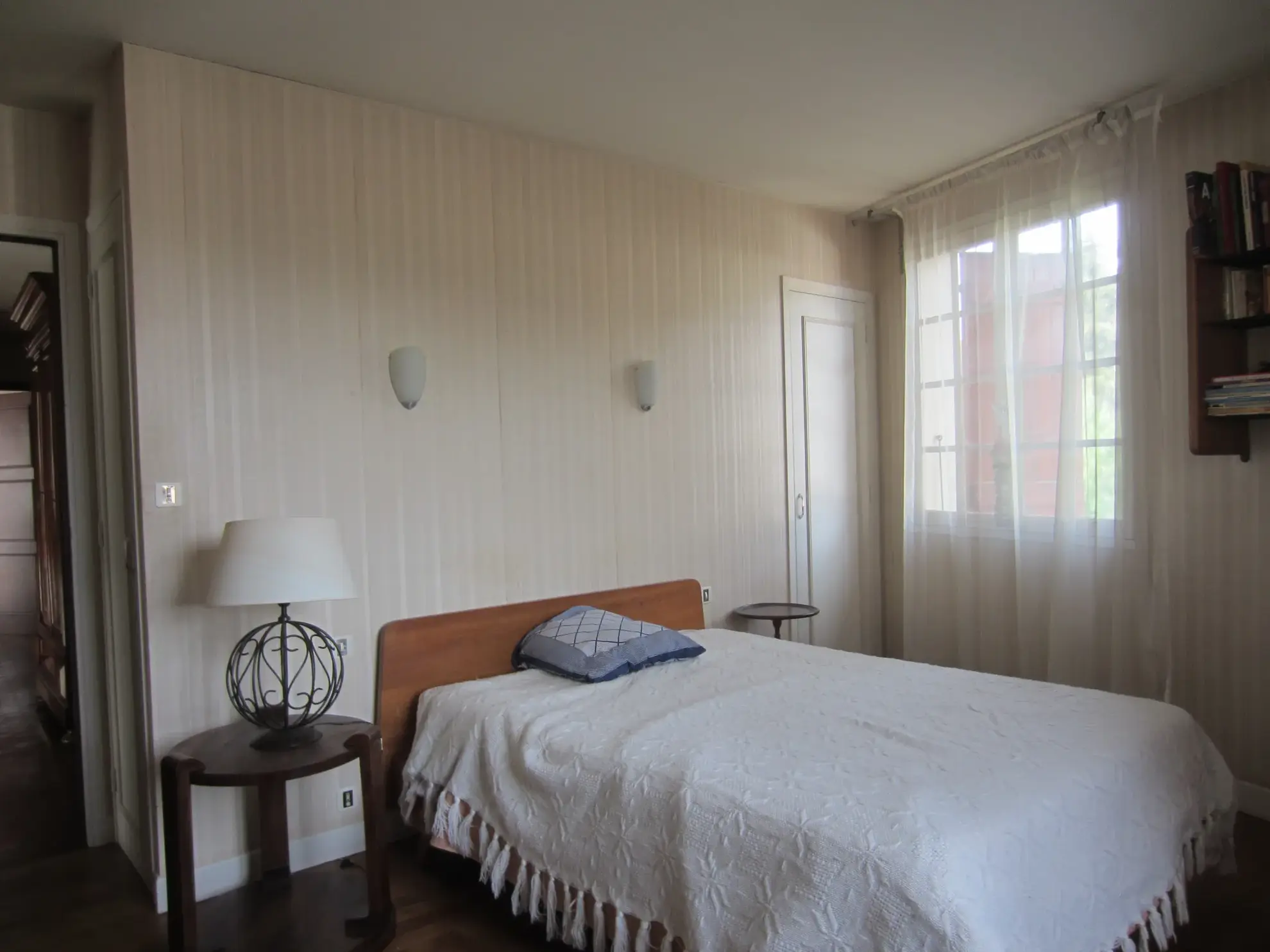 Superbe maison d’architecte à Saint-Girons avec espace professionnel et vue imprenable 