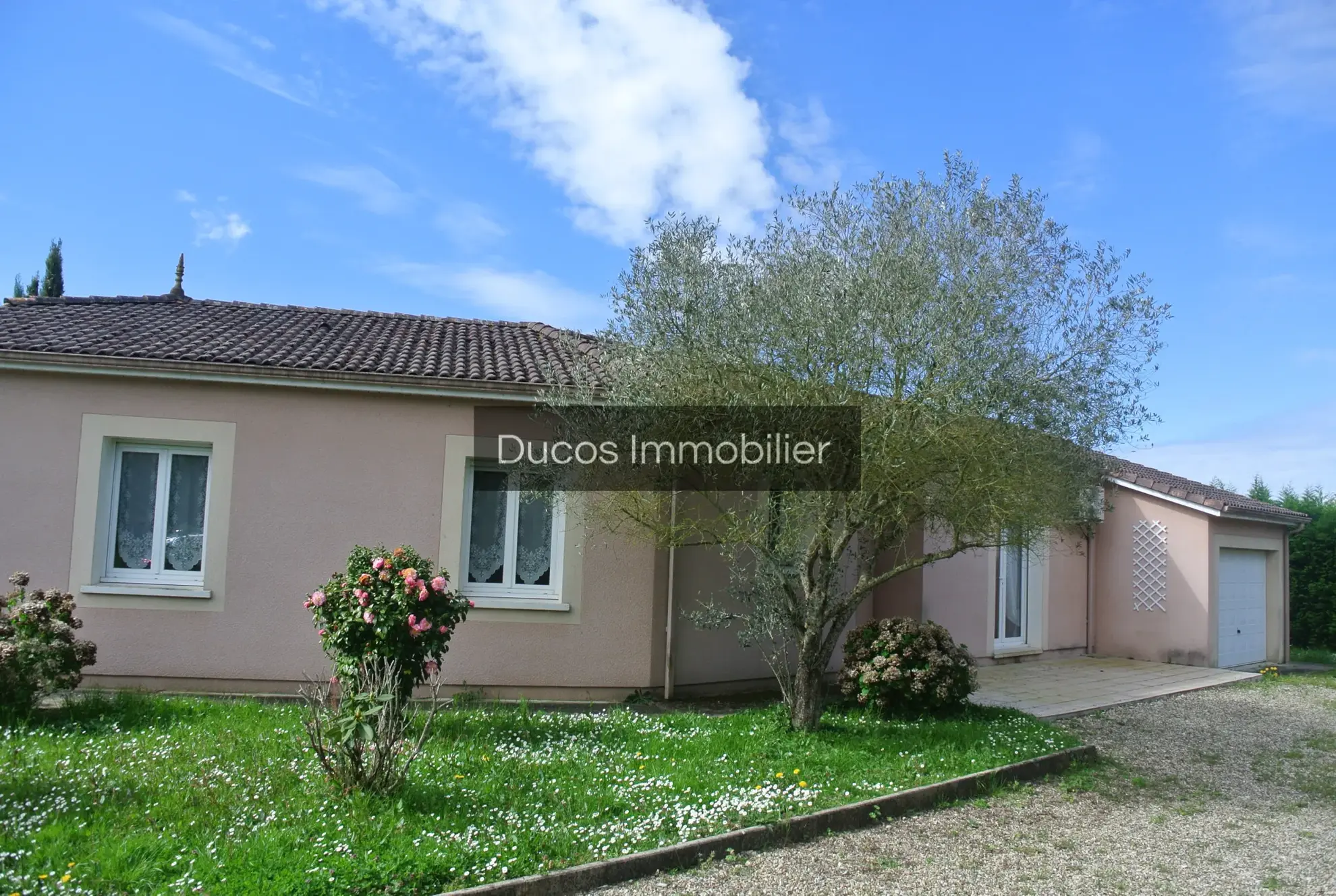 Charmante maison de plain-pied avec jardin et garage à Beaupuy