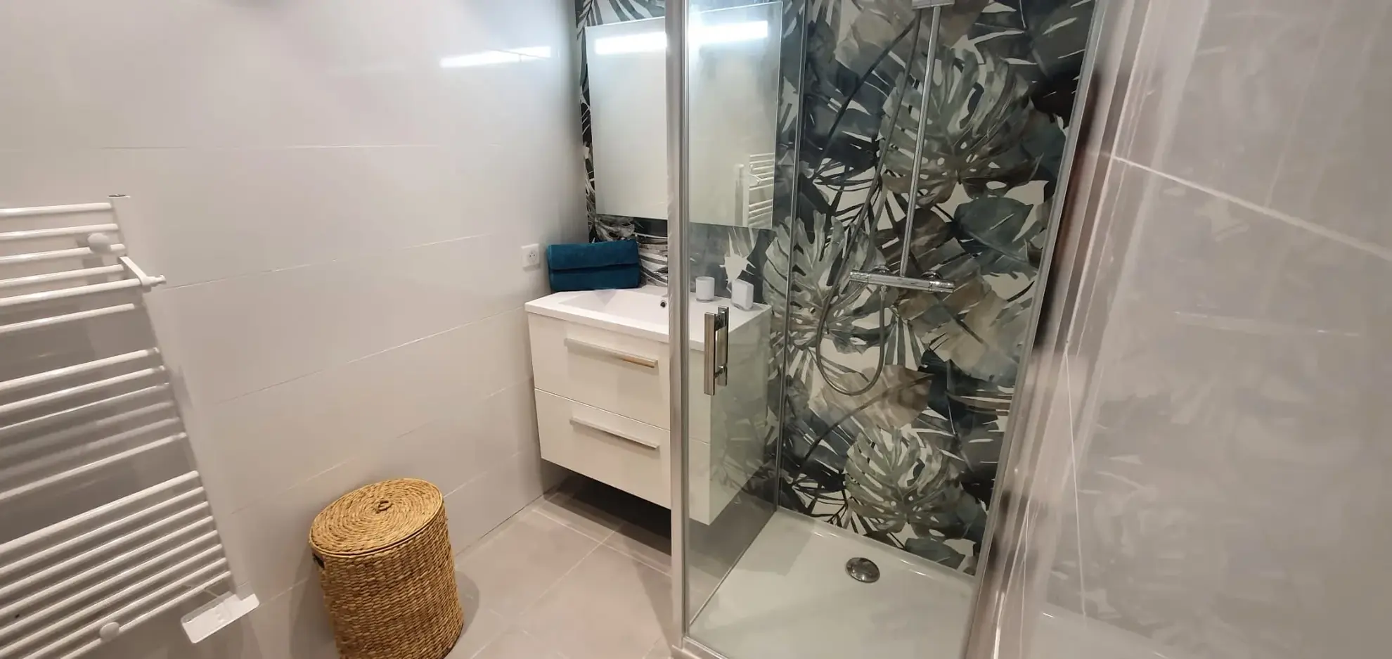 Appartement 2 pièces rénové à Nice, proche mer, parfait pour investissement ou résidence principale 