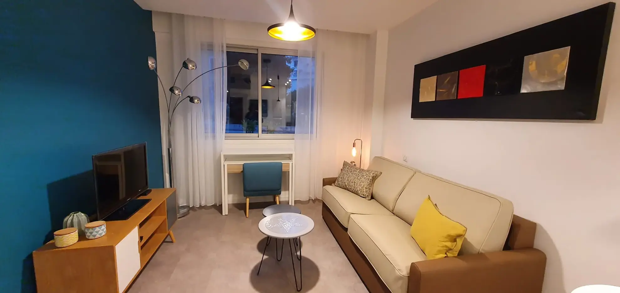 Appartement 2 pièces rénové à Nice, proche mer, parfait pour investissement ou résidence principale 
