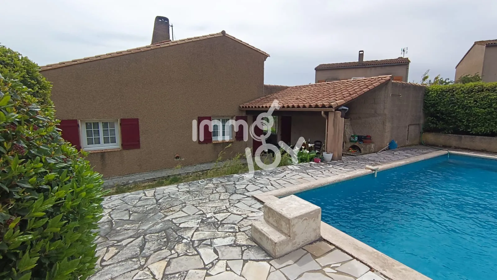 Maison 4 chambres avec piscine à Villemoustaussou - 150 m² 