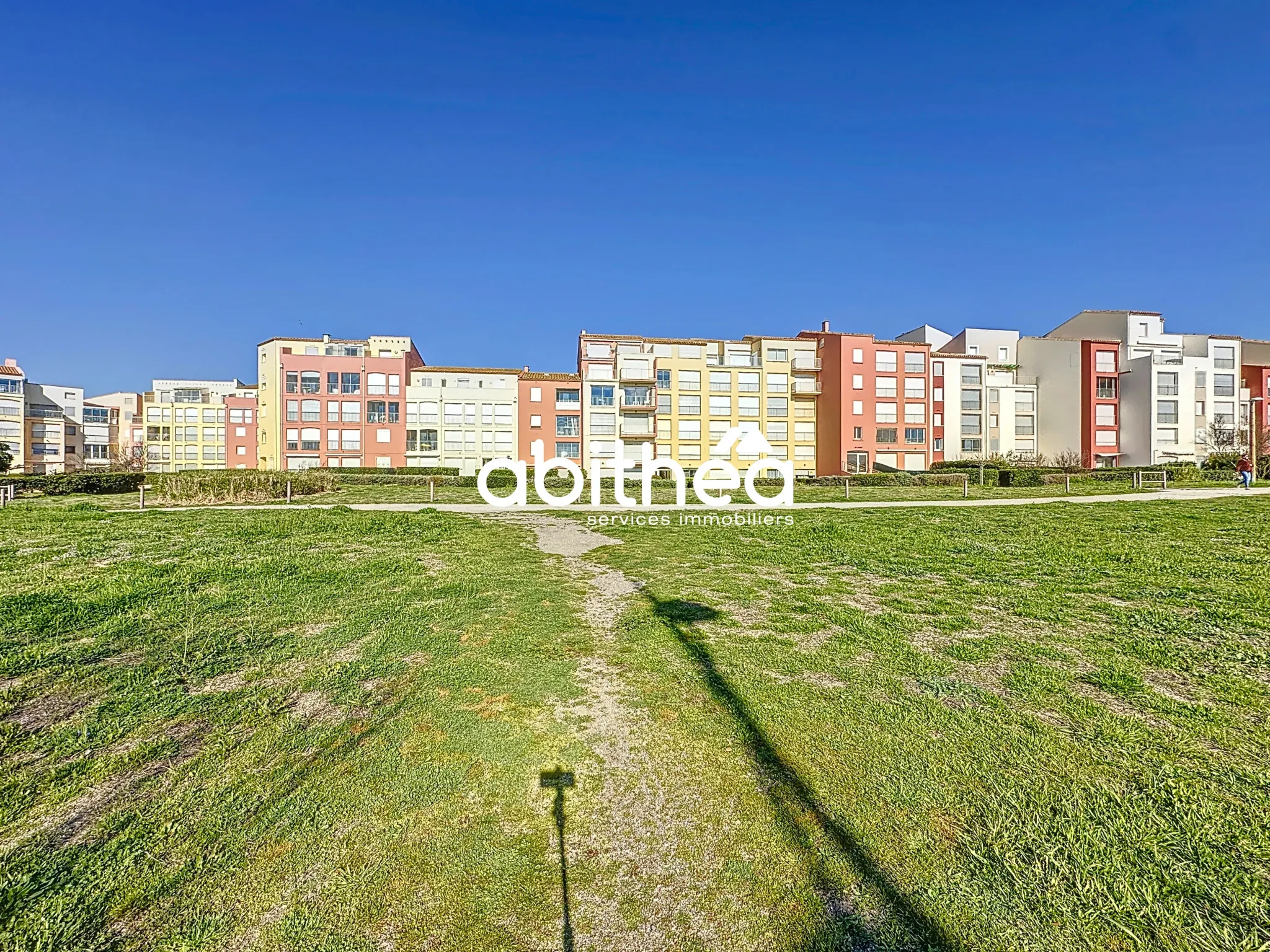 Studio rénové avec vue mer en première ligne au Cap d'Agde 