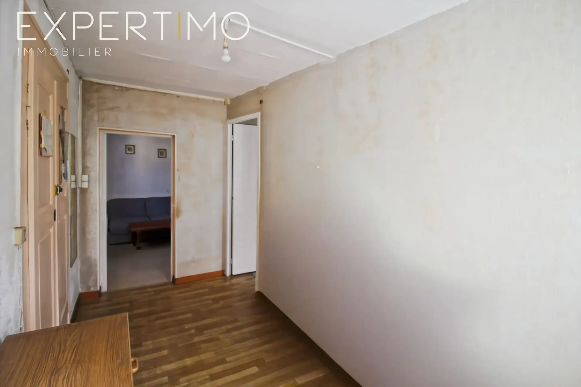 Appartement à rénover avec vue dégagée au centre de Gap - Opportunité à saisir 