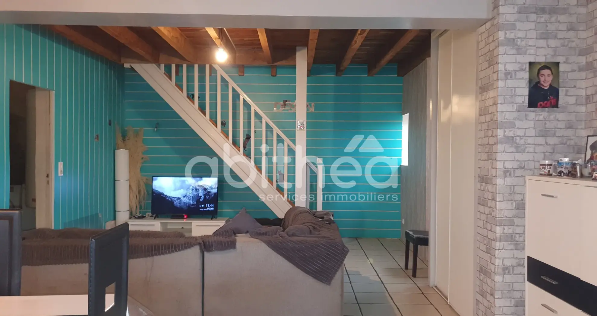 Maison sans travaux de 175 m² à Roumazières avec jardin et terrasse 