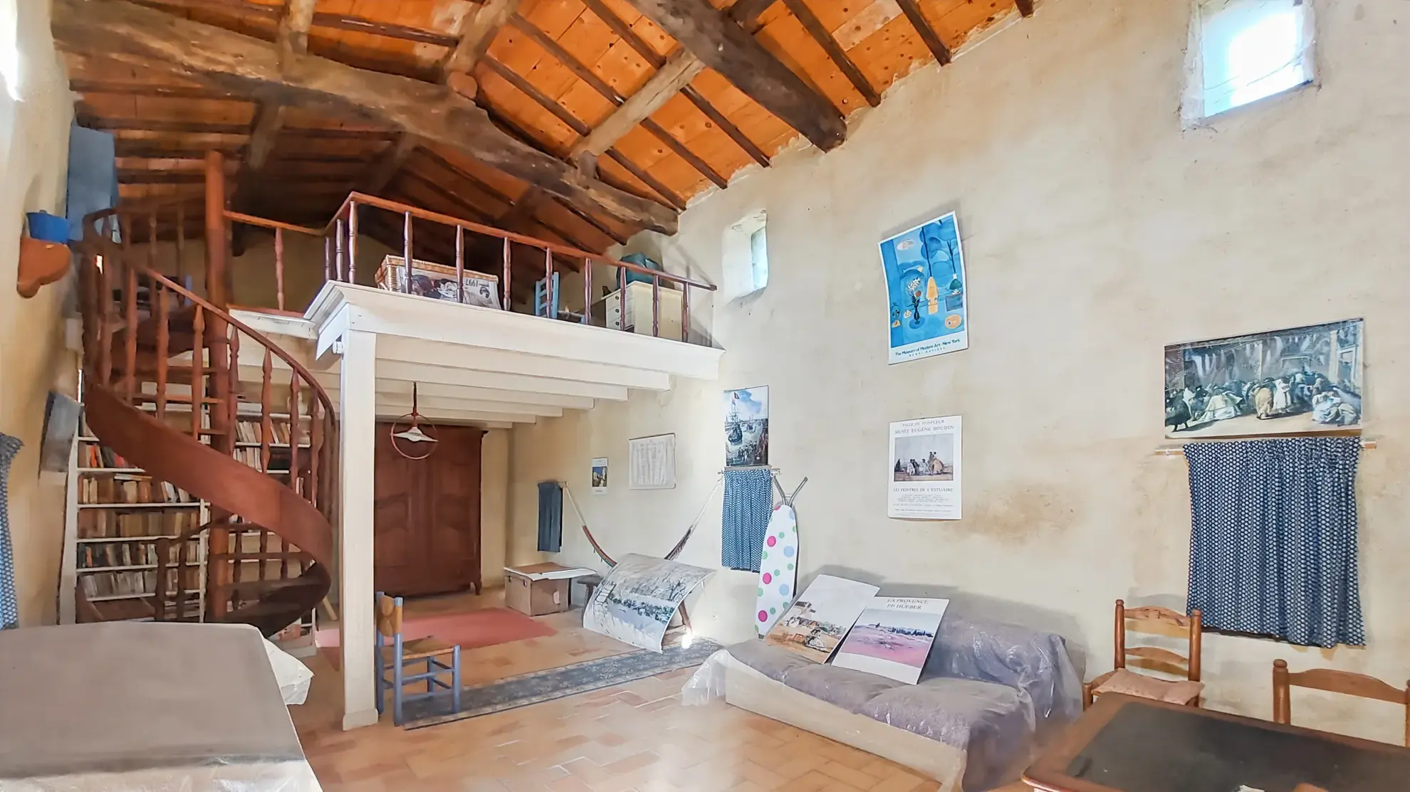 Superbe maison ancienne à vendre à 10 minutes d'Uzès avec 2 habitations et terrain 