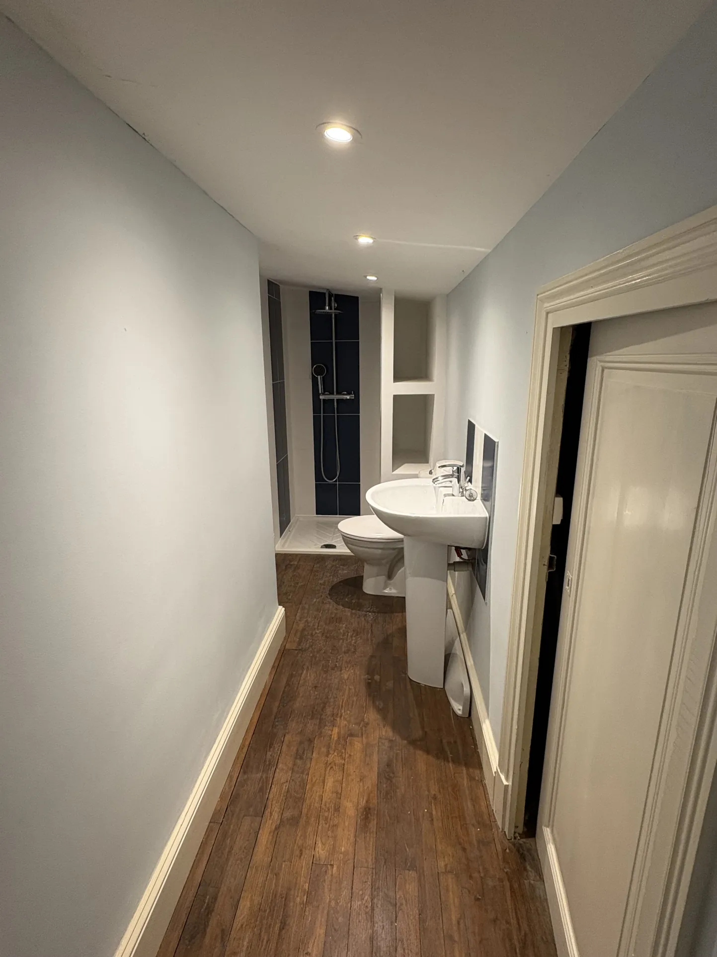 Belle maison familiale avec parc, piscine et dépendances à Montayral 