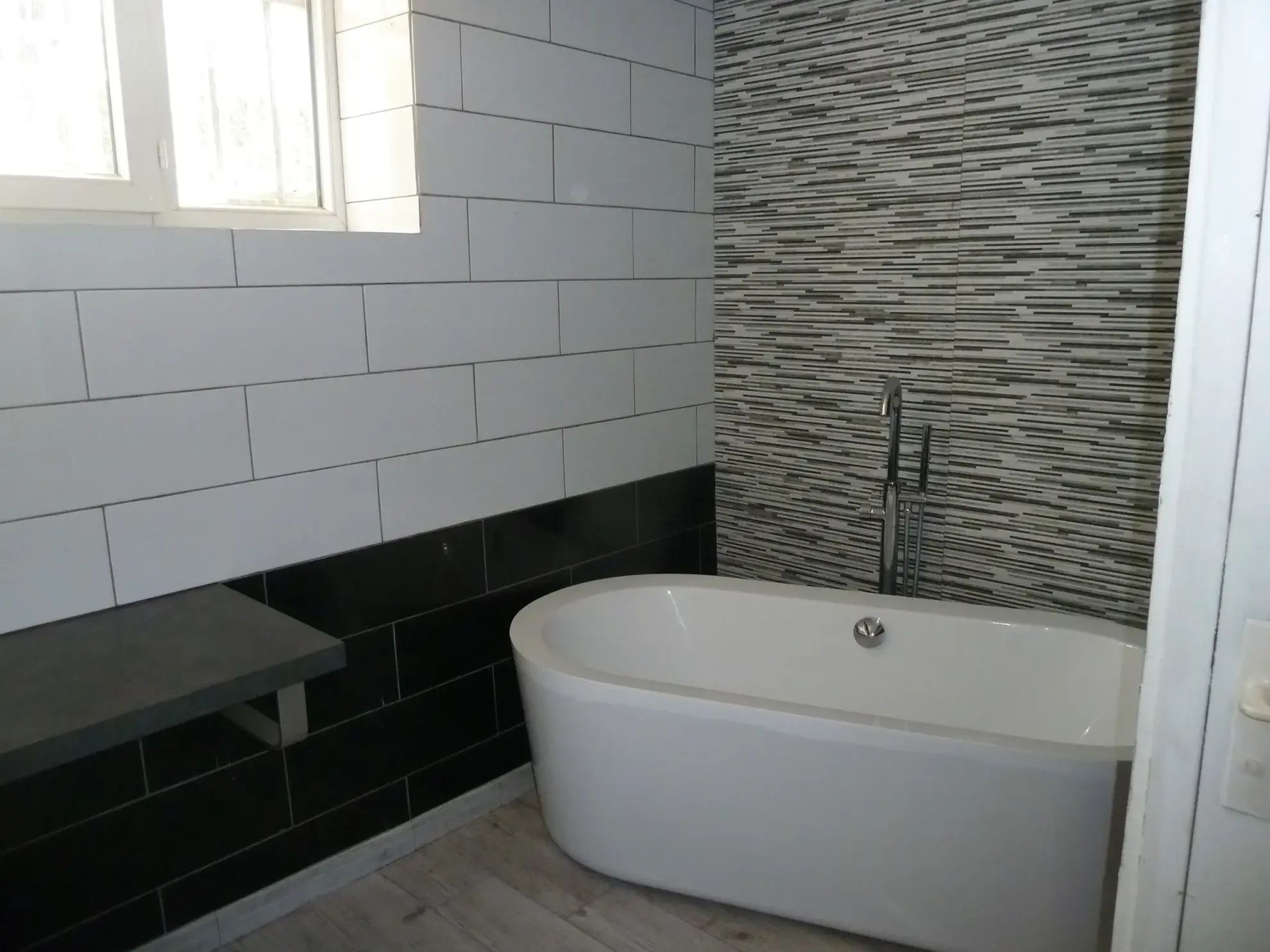 Belle maison familiale avec parc, piscine et dépendances à Montayral 