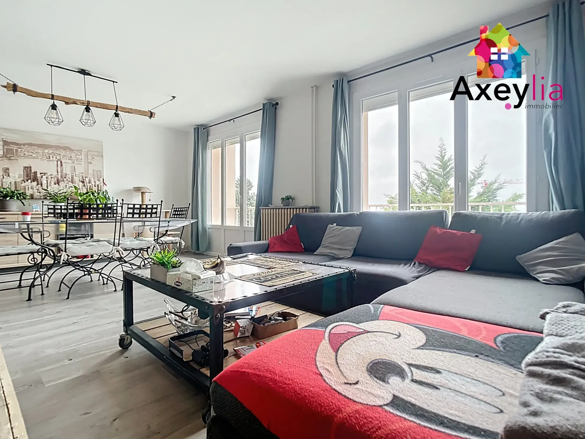 Appartement T4 à Roanne avec Balcons, Cave et Garage - Secteur Prisé 