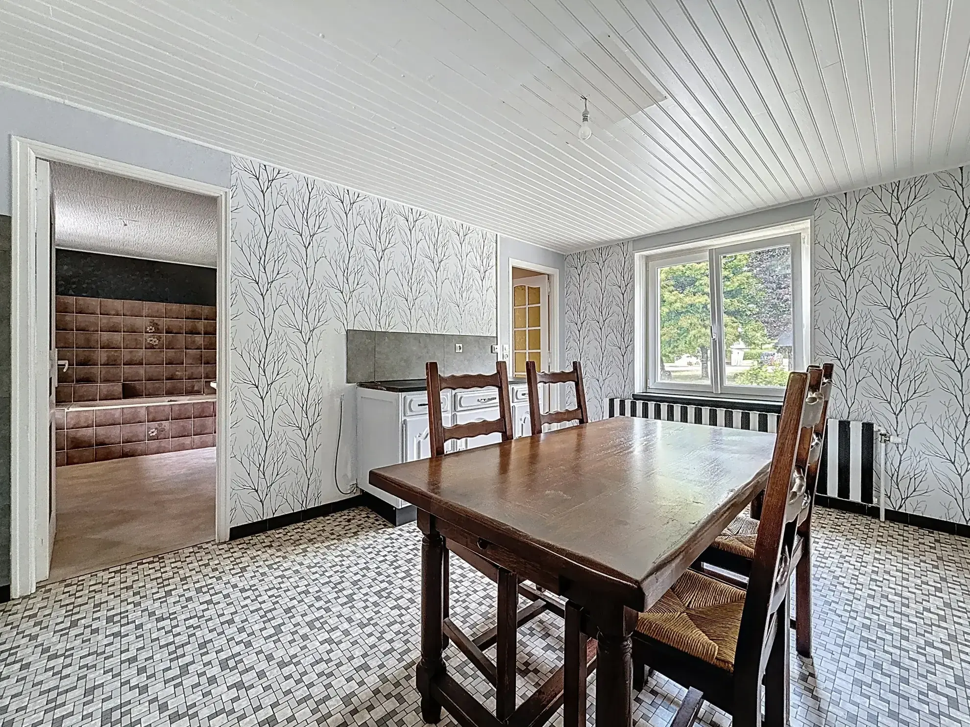 Maison individuelle à vendre à Remoncourt près de Mirecourt et Vittel avec terrain arboré 