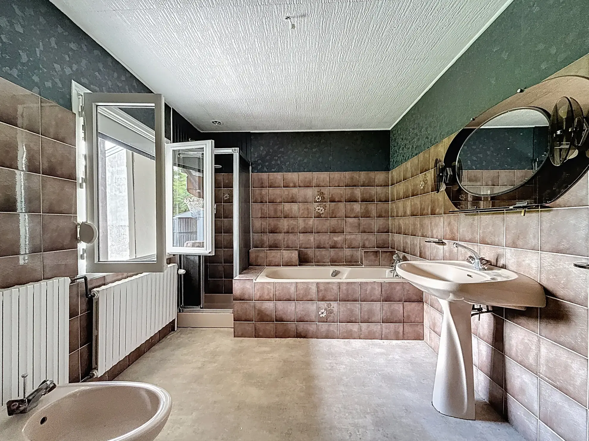 Maison individuelle à vendre à Remoncourt près de Mirecourt et Vittel avec terrain arboré 