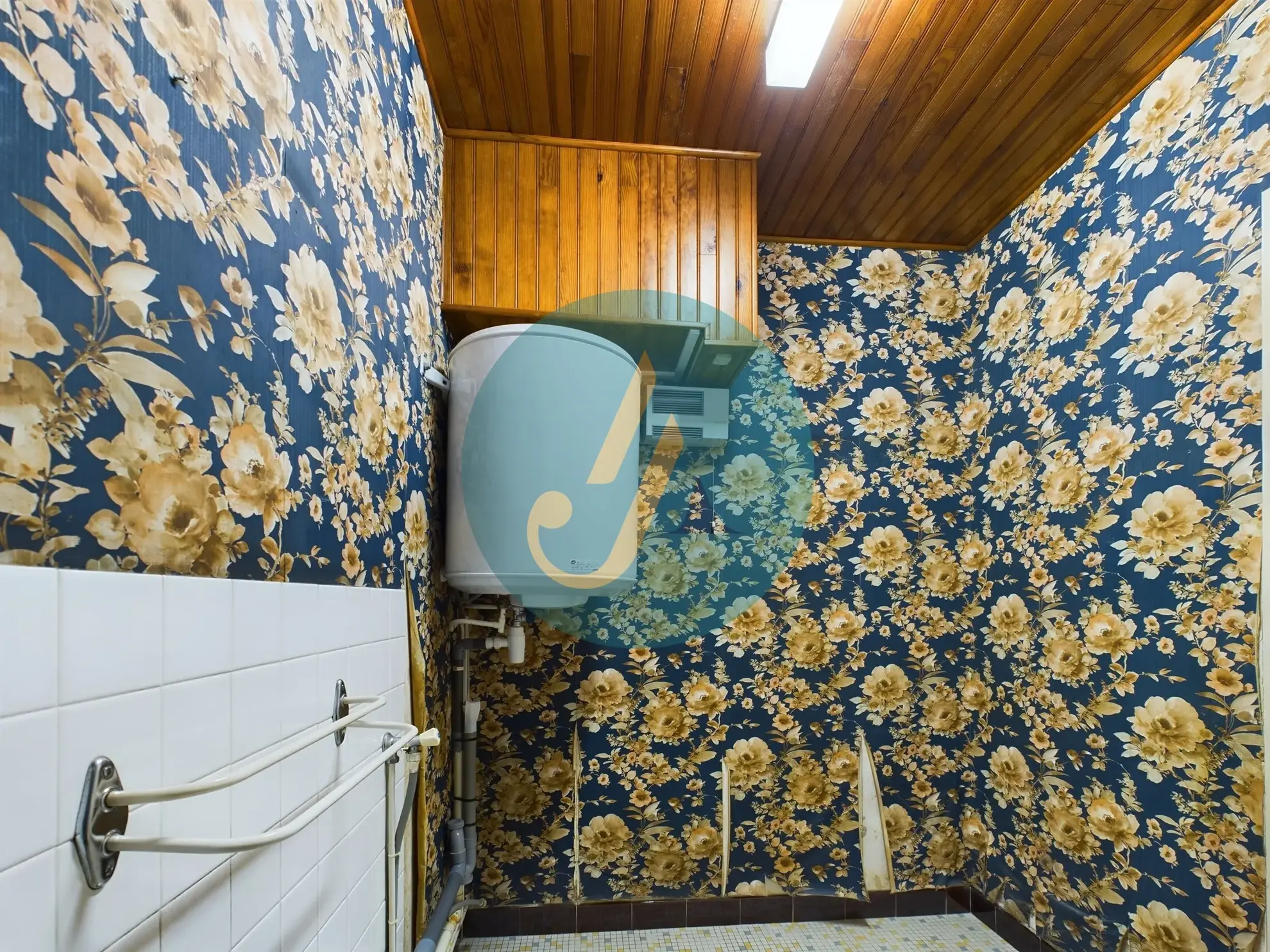 Maison de village polyvalente à Arquian, idéale résidence ou investissement 