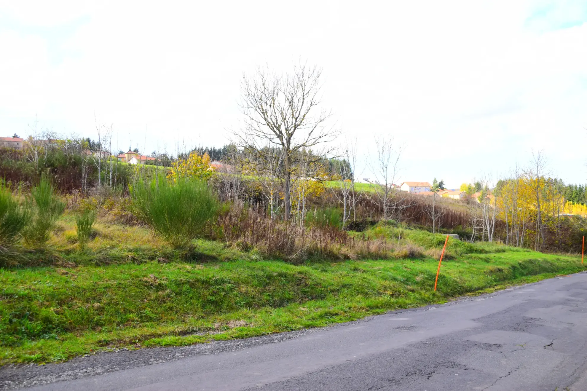 Terrain constructible de 900 m² à Coucouron en Ardèche à vendre 