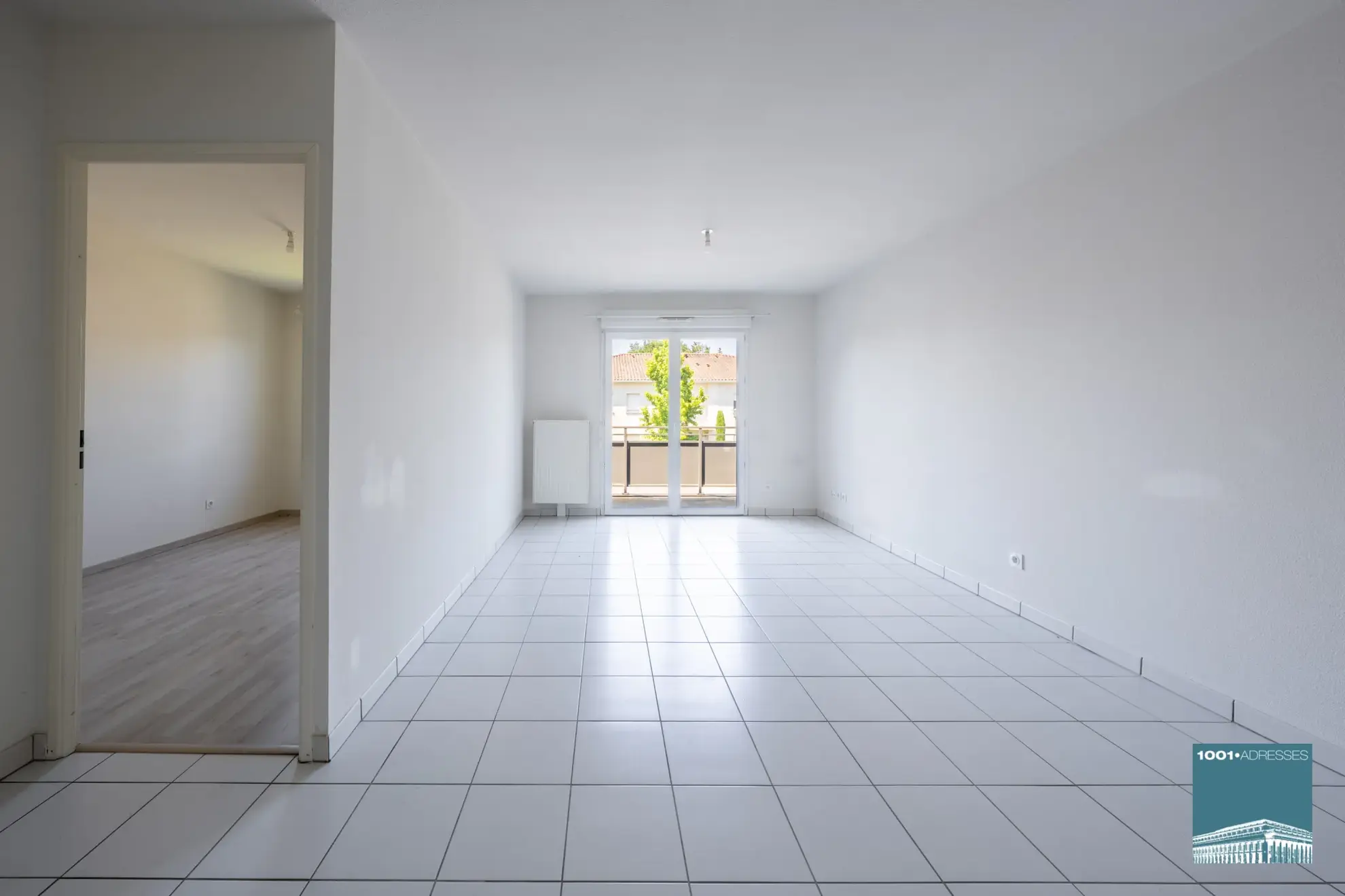 Appartement deux pièces avec balcon et parking privé à Saint-Médard-en-Jalles 