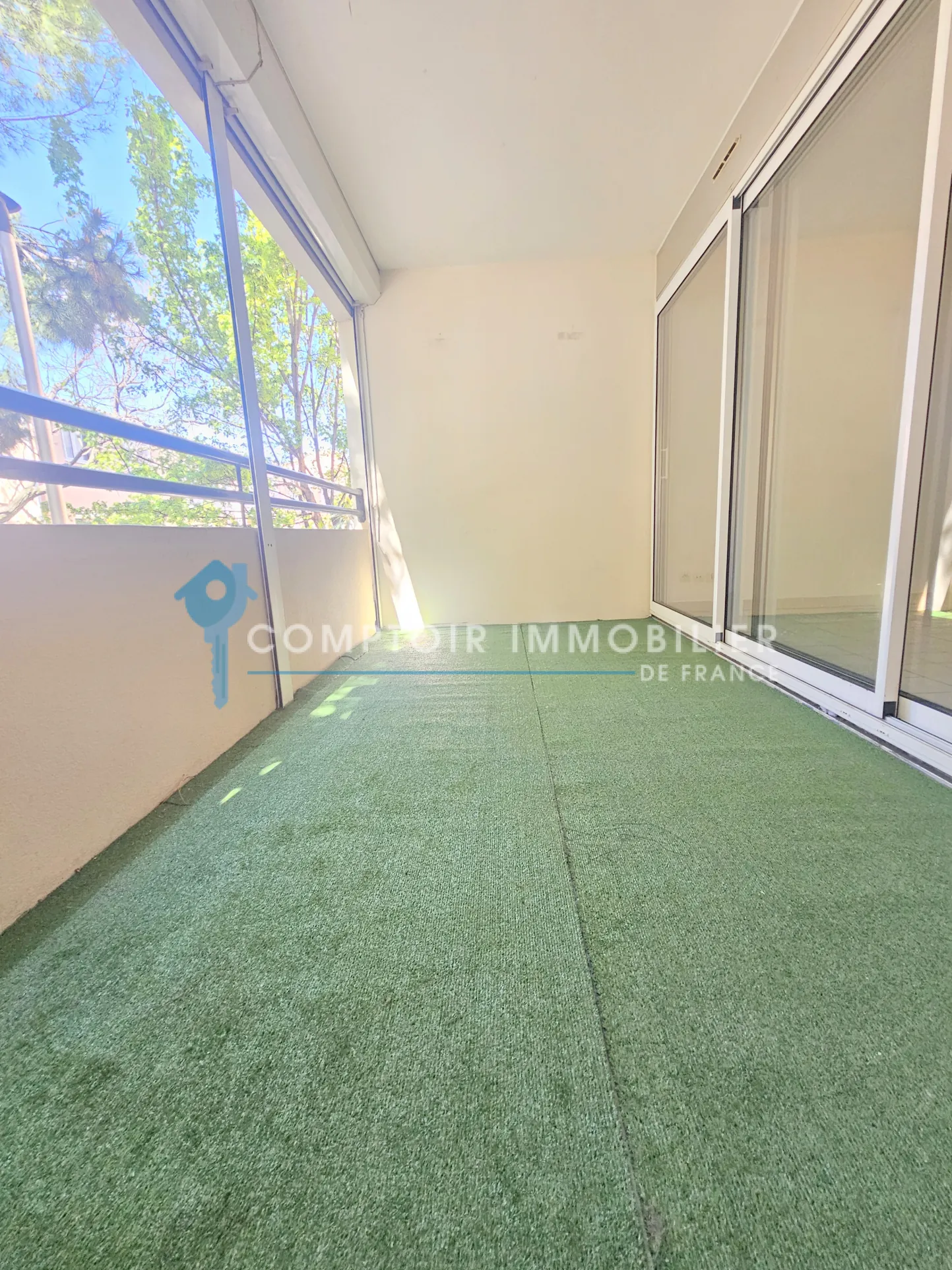 Appartement lumineux de 3 pièces avec terrasse, parking et cave à Montpellier 